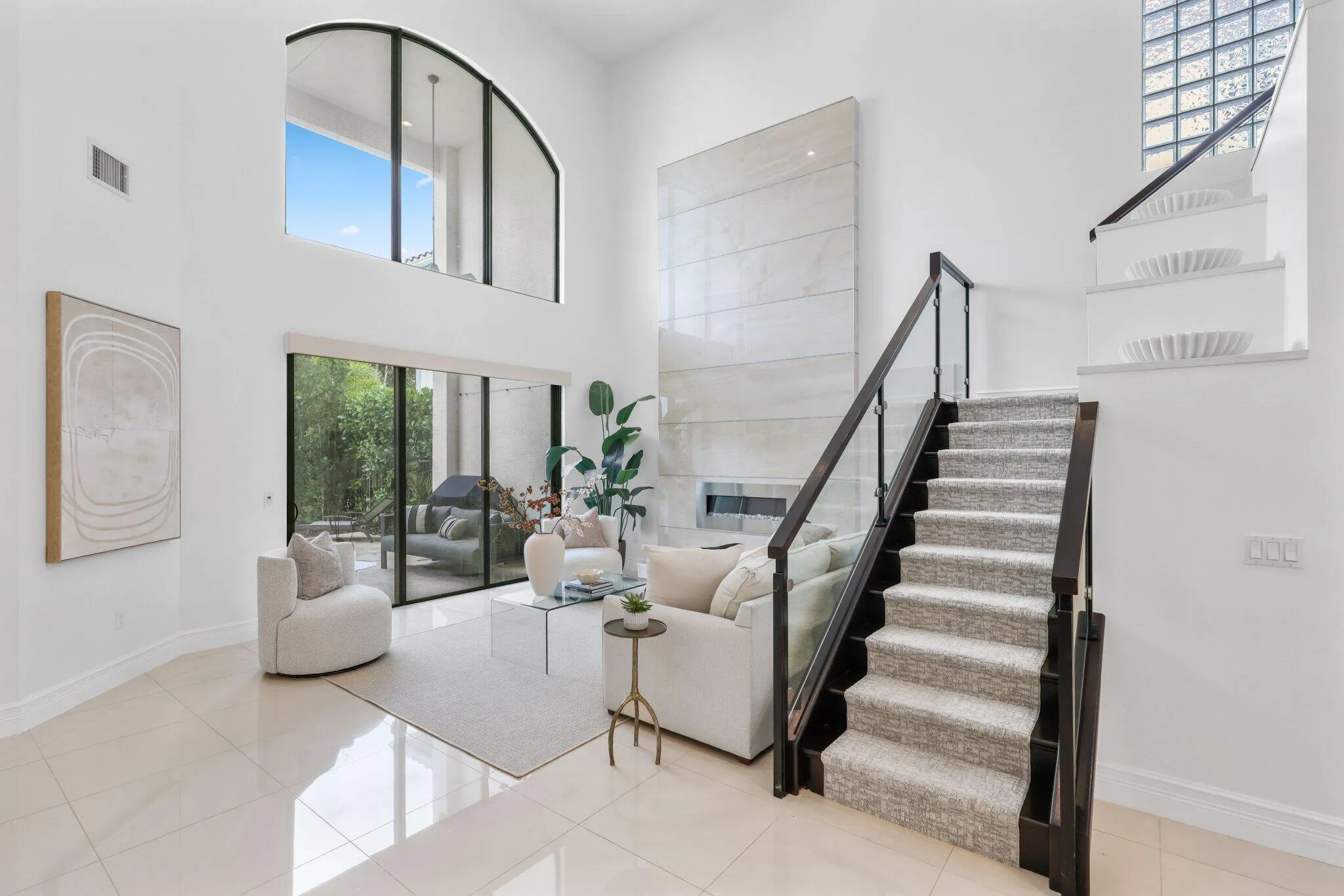 16902 Bridge Crossing Circle