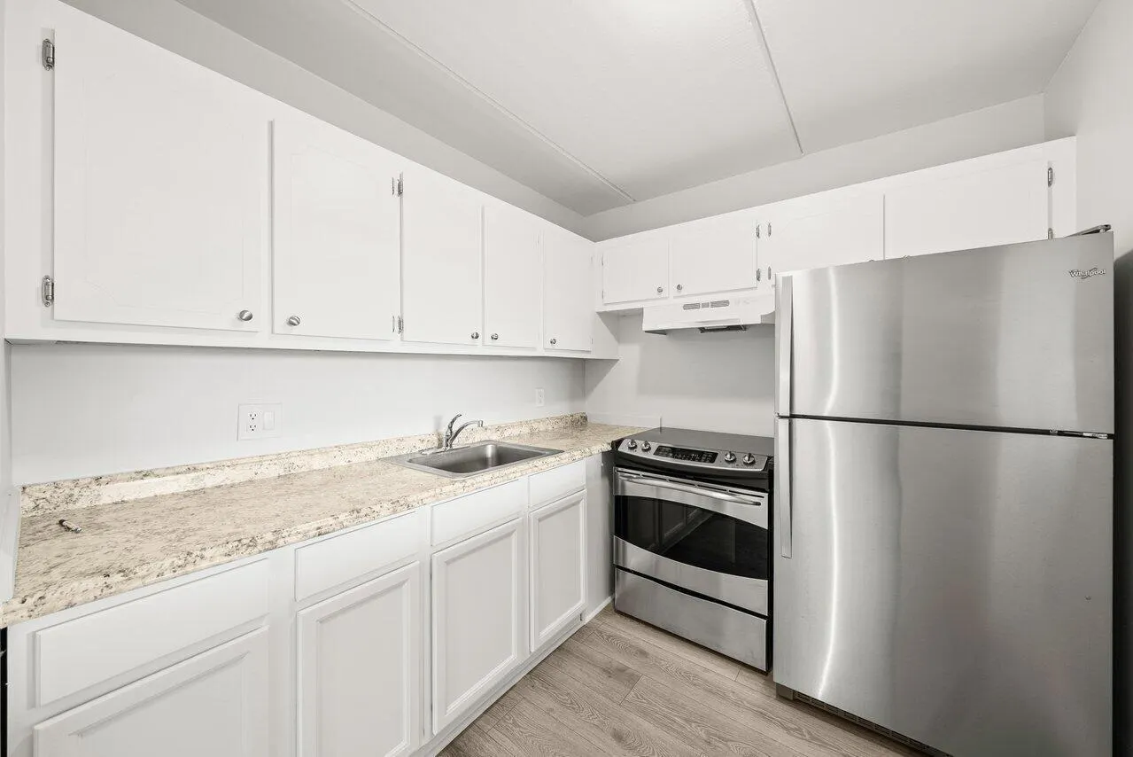 300 Village Green Circle S, #206