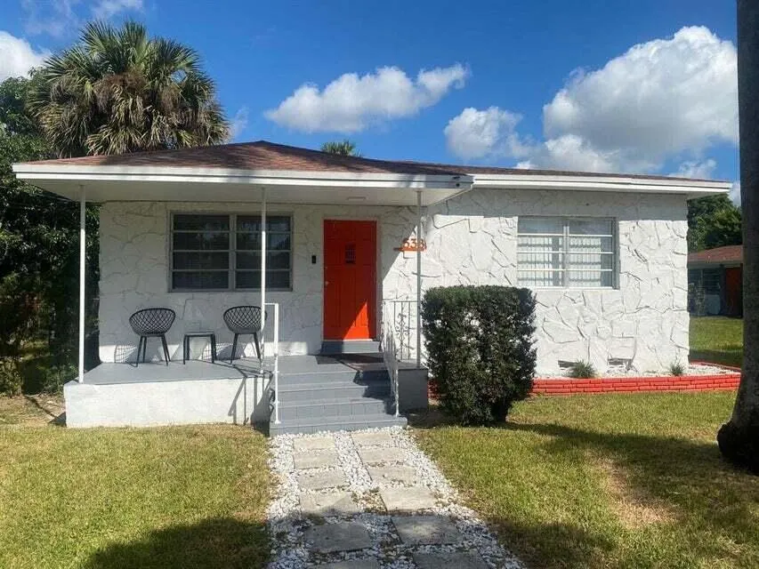 538 SW 7th Street