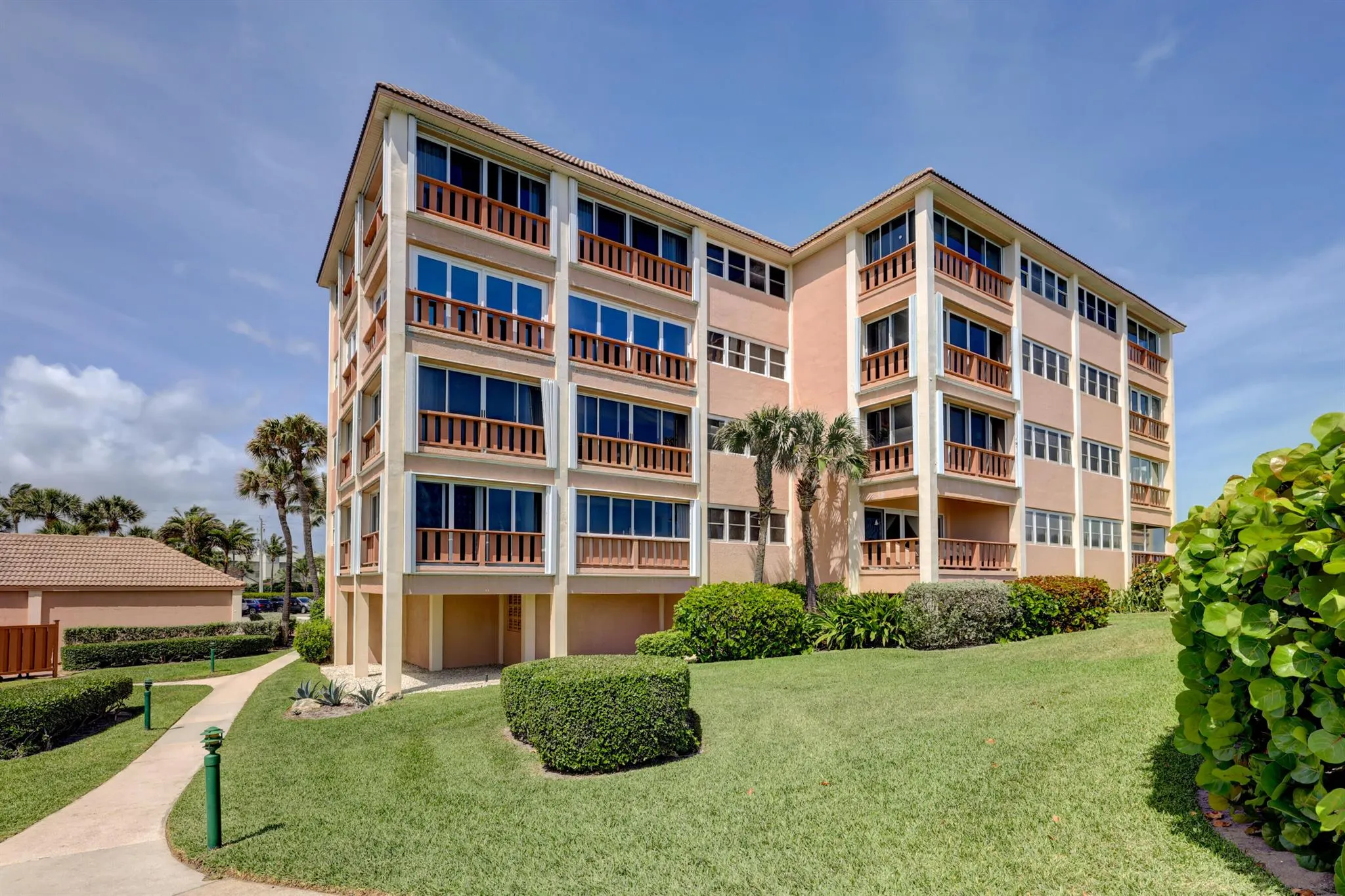 1555 NE Ocean Boulevard, #205
