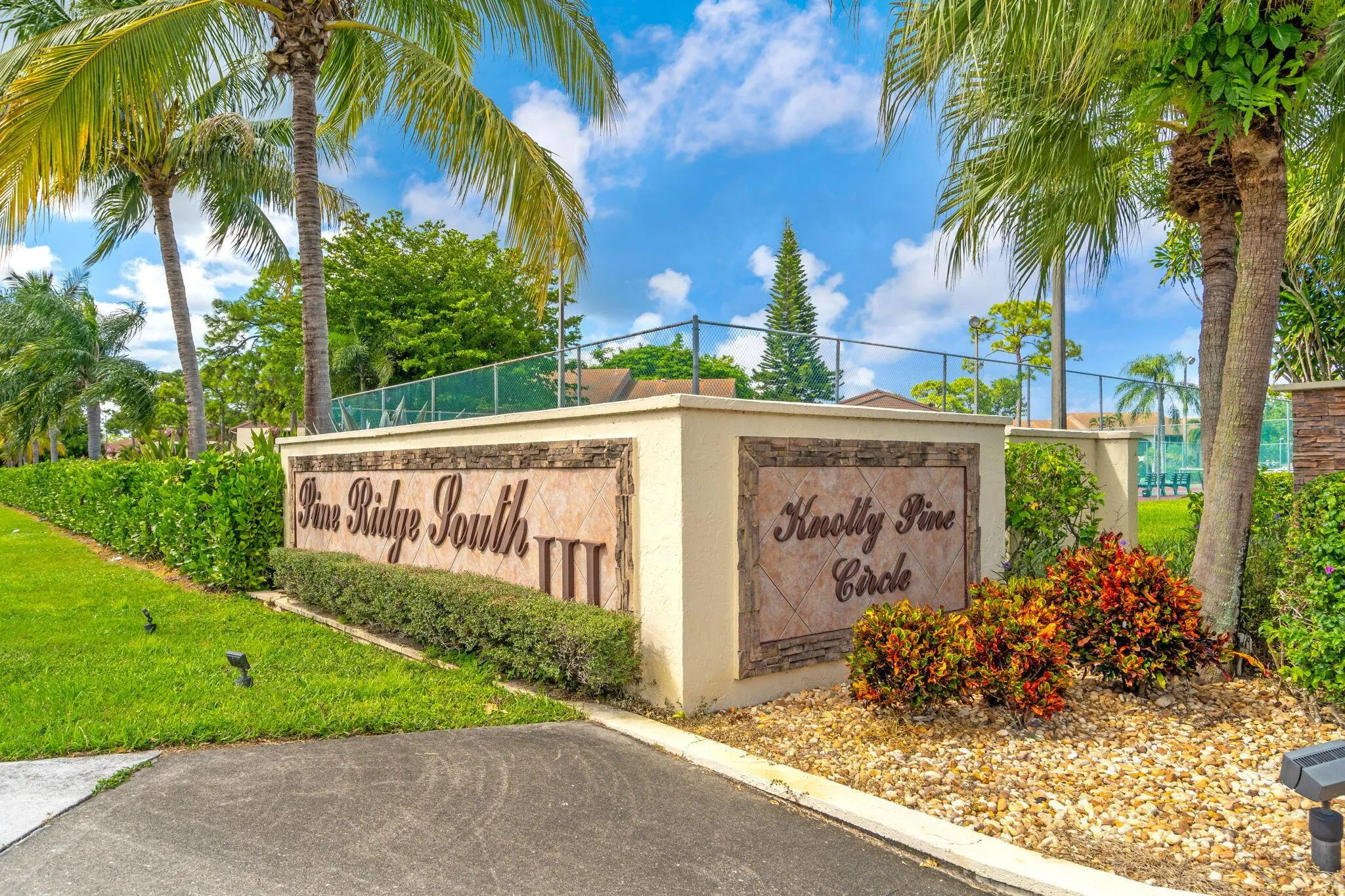 312 Knotty Pine Circle, #C-1