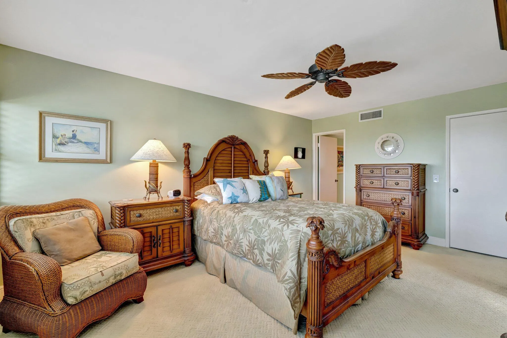 1555 NE Ocean Boulevard, #402
