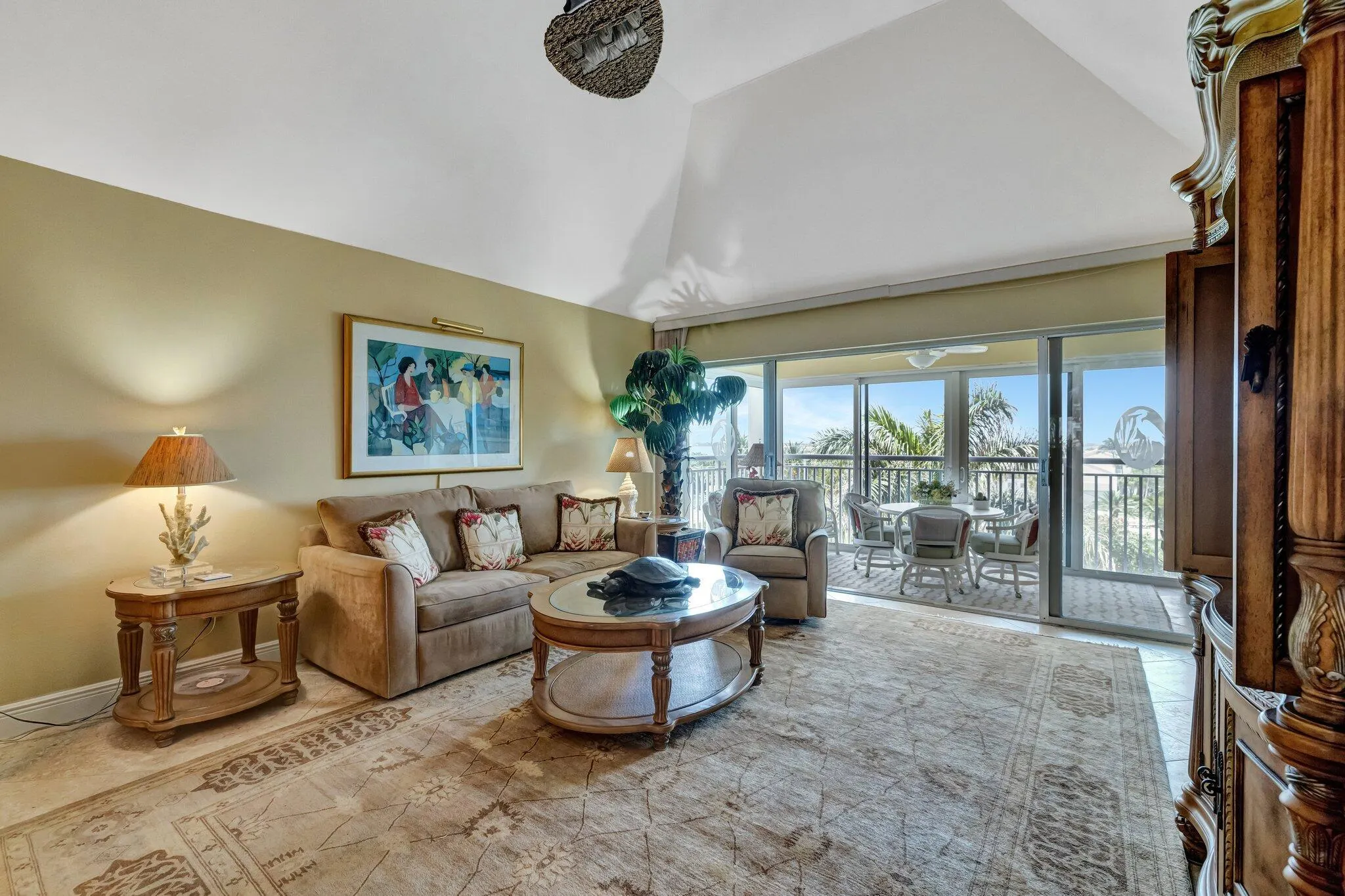 1555 NE Ocean Boulevard, #402