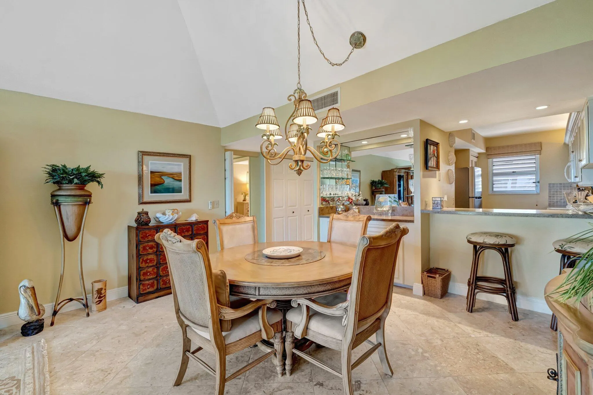 1555 NE Ocean Boulevard, #402