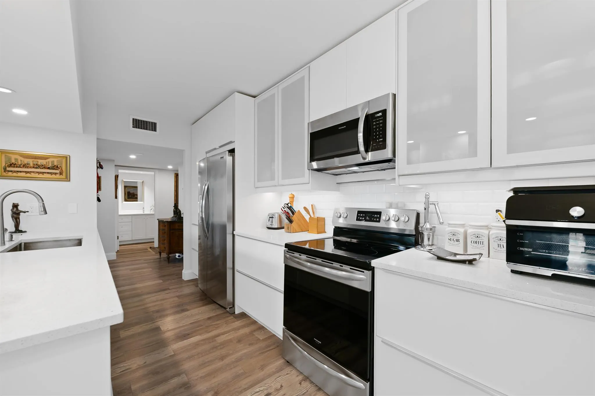 799 Jeffery Street, #2020
