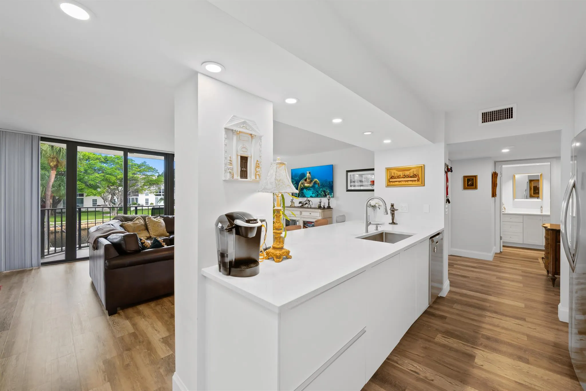 799 Jeffery Street, #2020