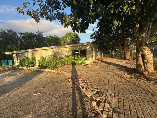 3180 Orange Street