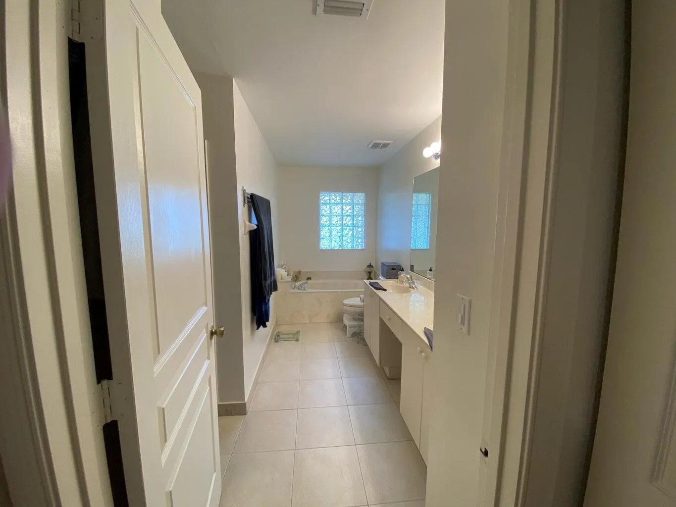 5308 Moon Shadow Lane