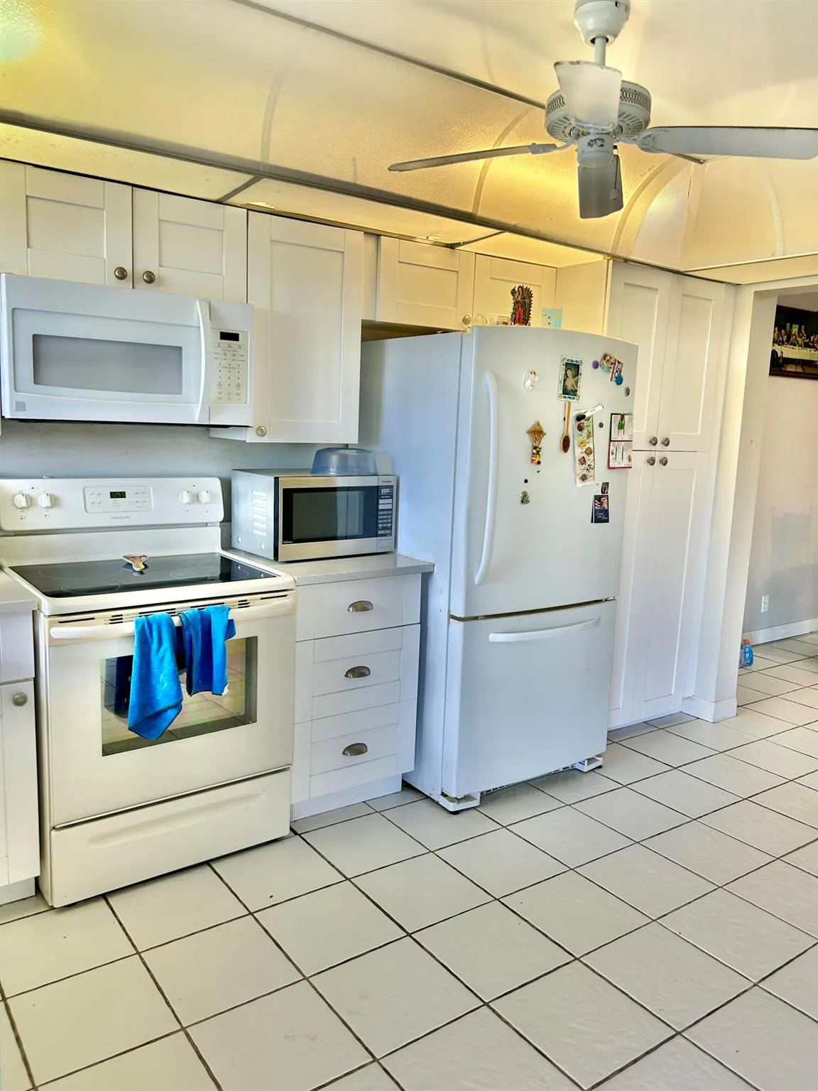 3810 E Via Poinciana, #605