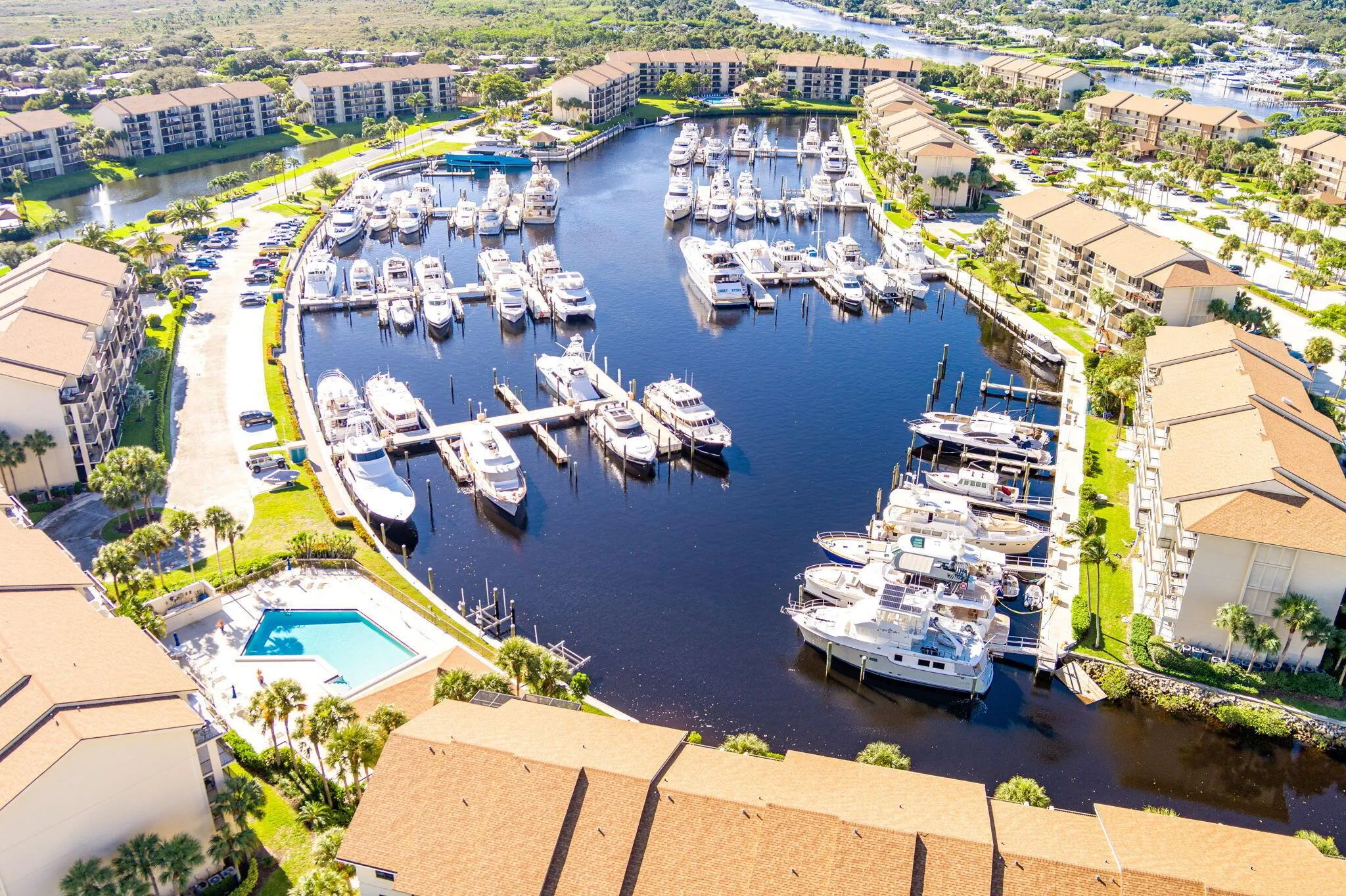 1601 Marina Isle Way, #204
