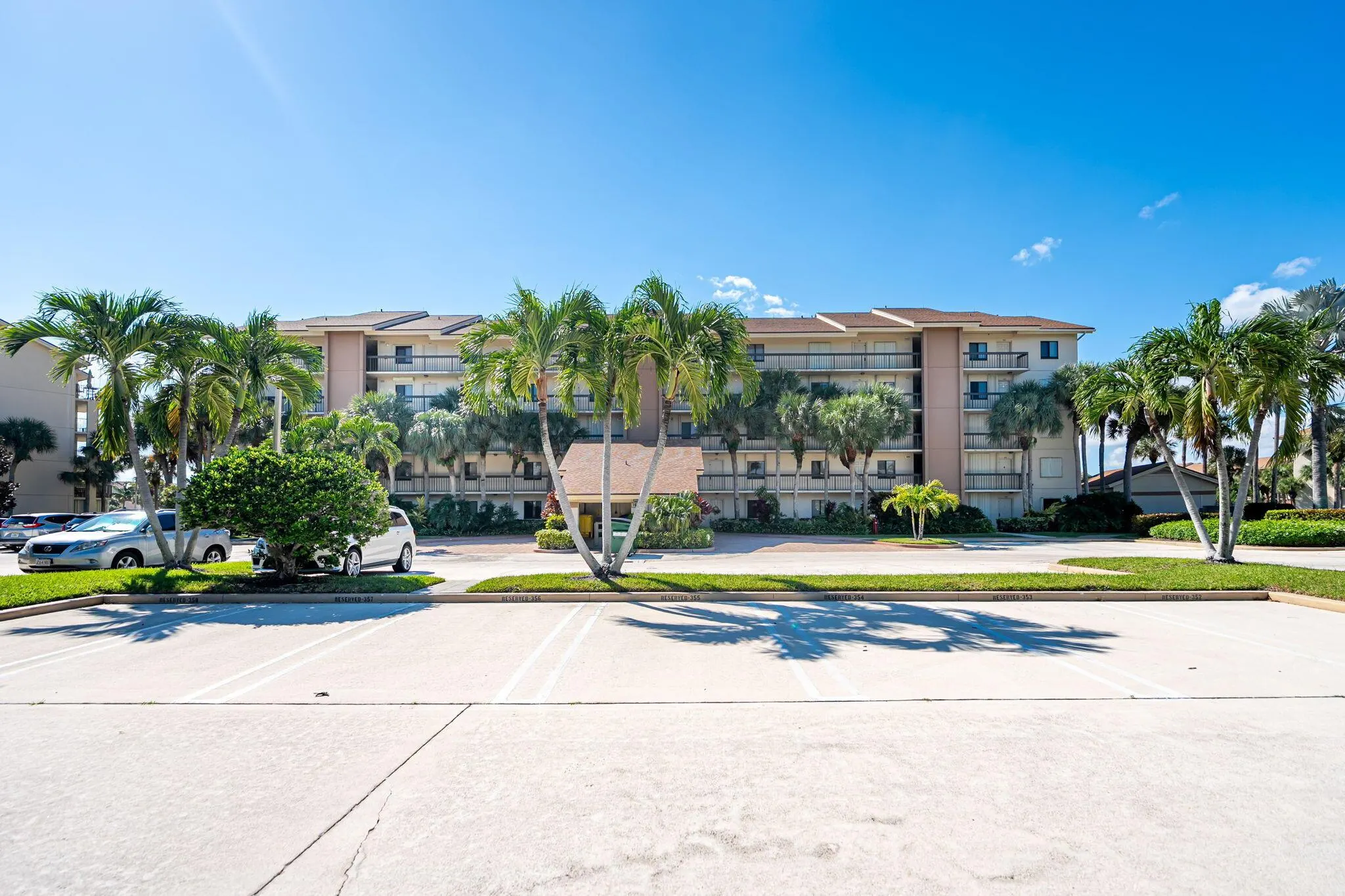 1601 Marina Isle Way, #204