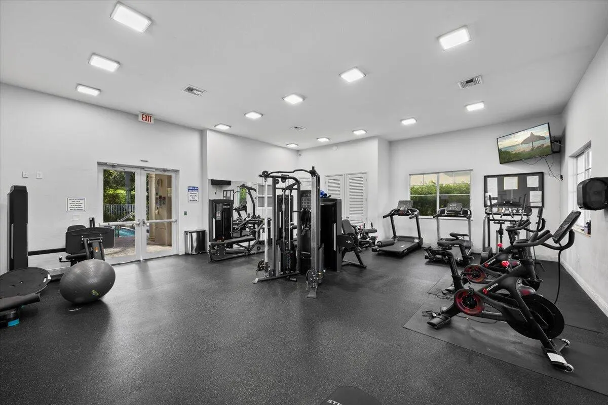 3807 NW 5th Terrace