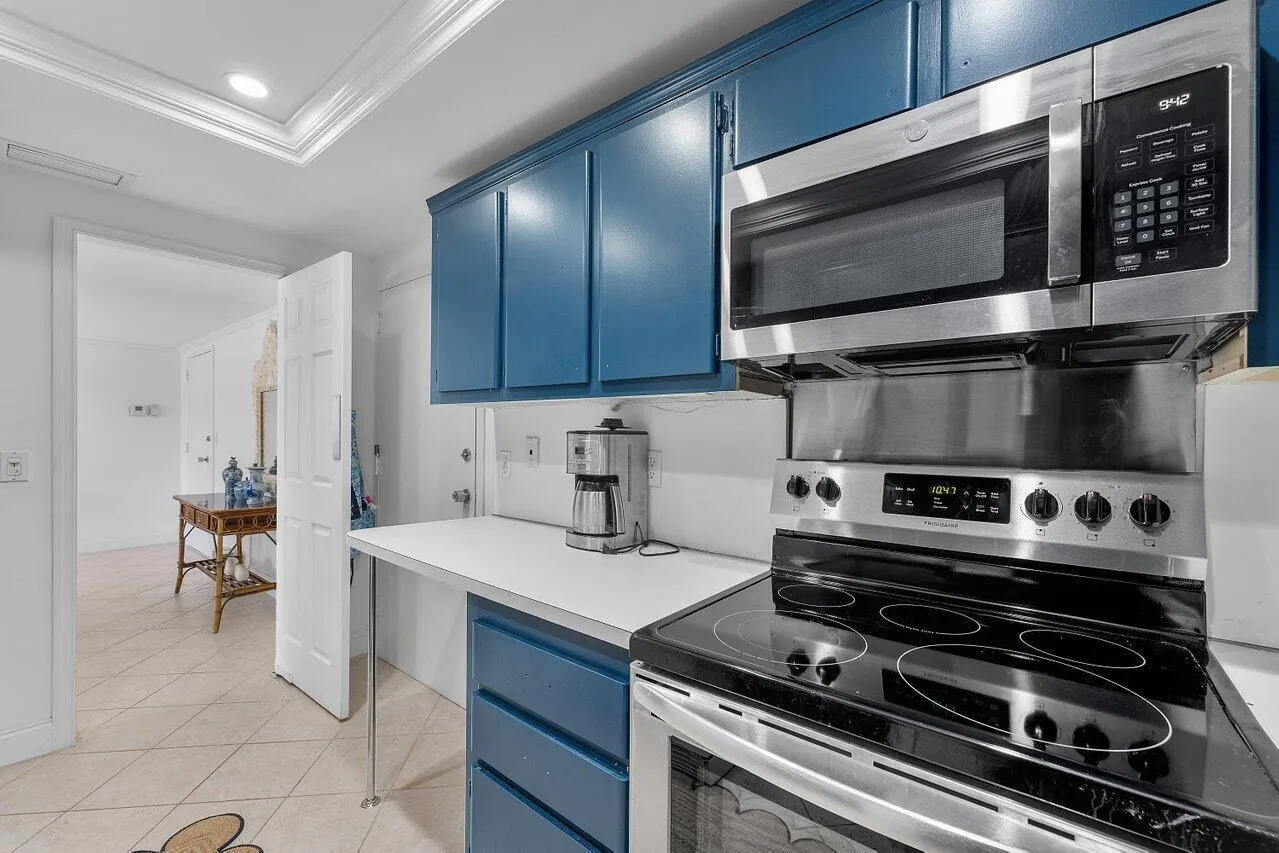 2773 S Ocean Boulevard, #1100