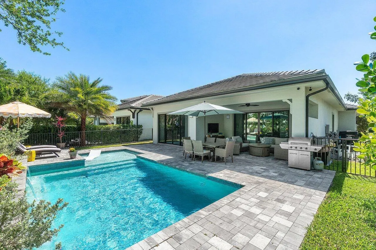 3049 Safflower Circle
