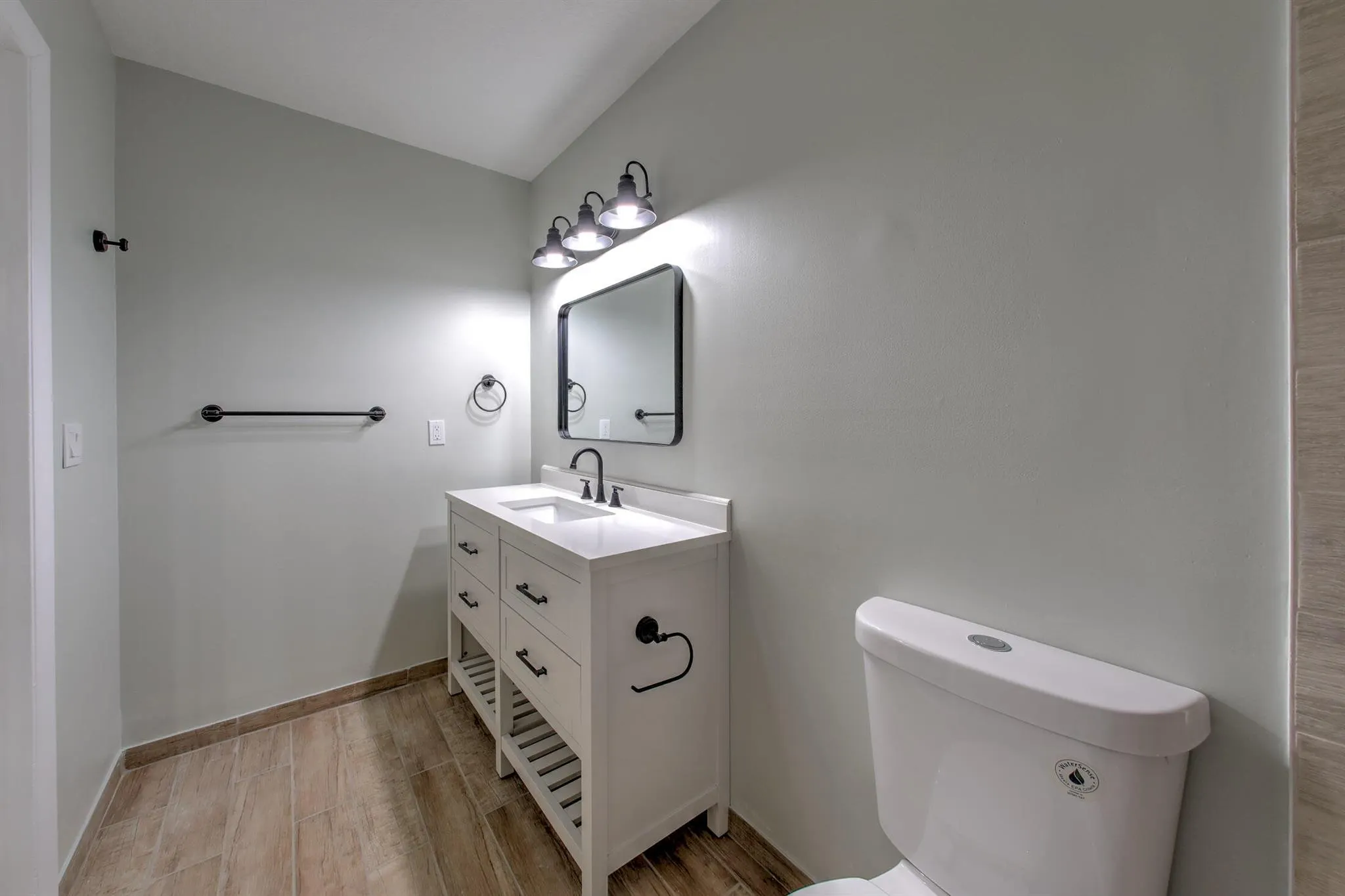 1768 Lakefront Boulevard, #128 C