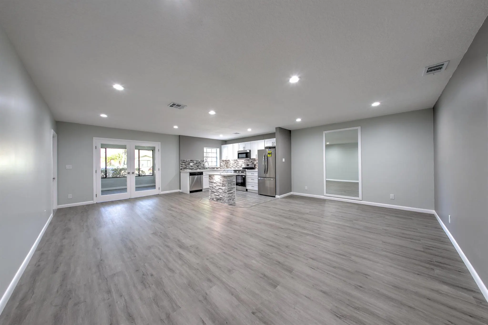 1768 Lakefront Boulevard, #128 C