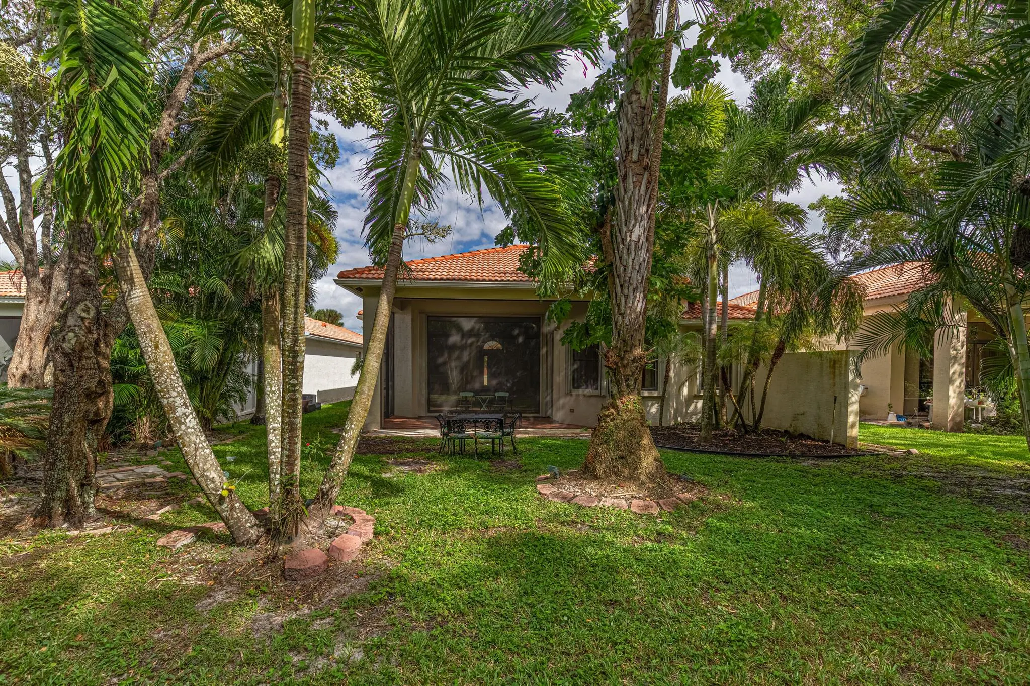 9720 Isles Cay Drive