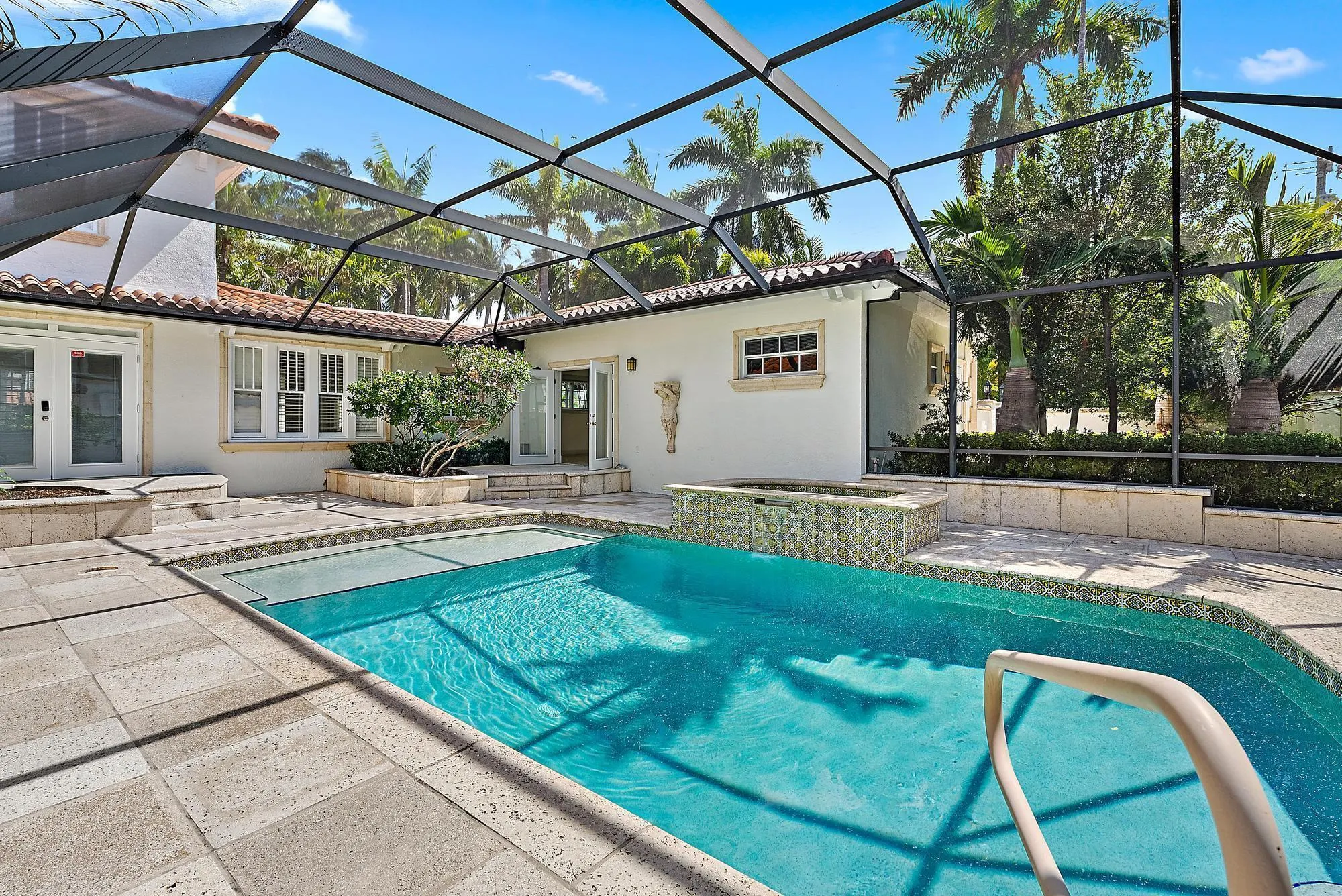 228 9th Street