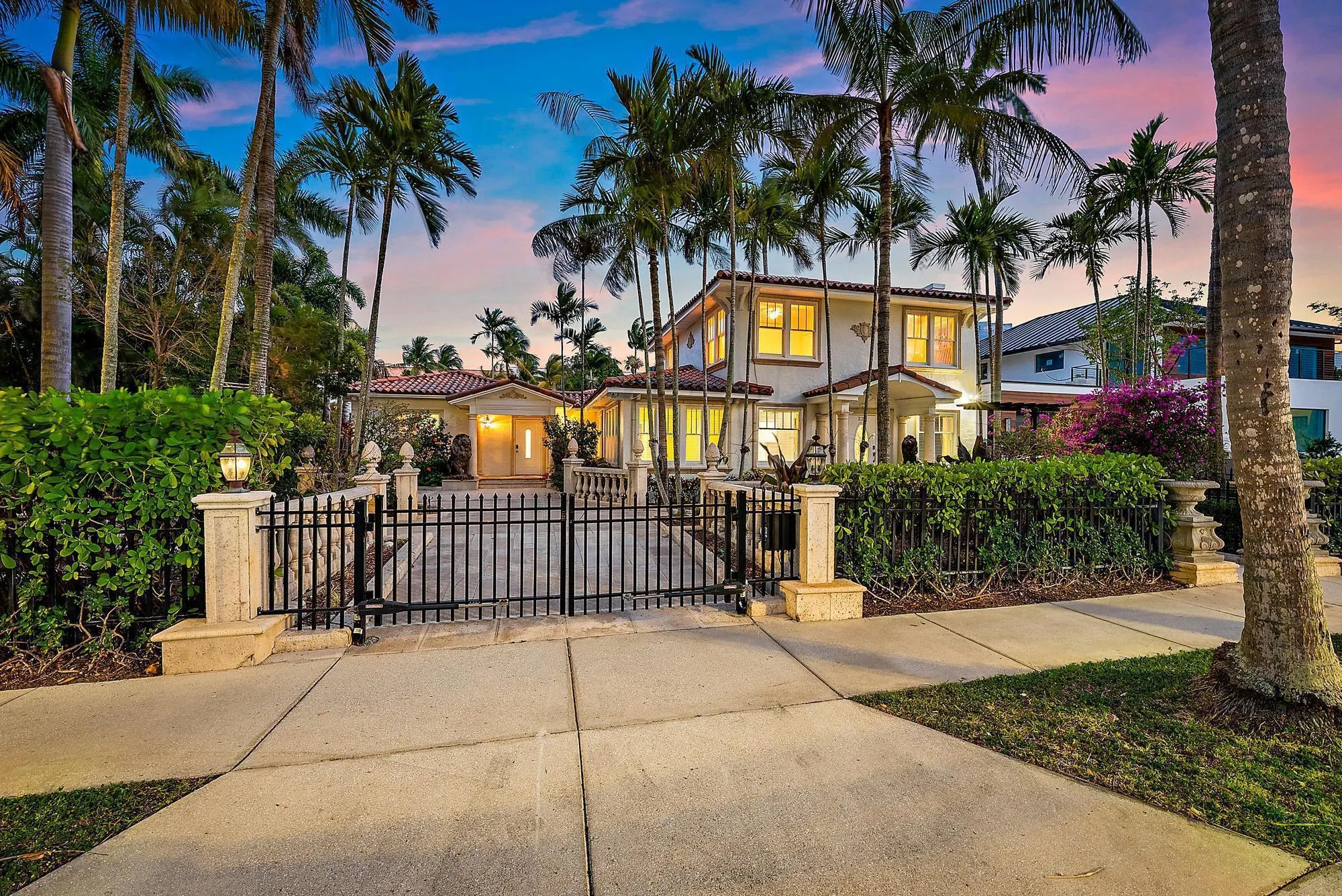 228 9th Street