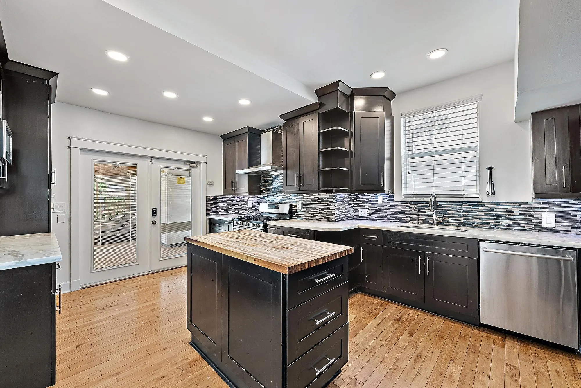 228 9th Street