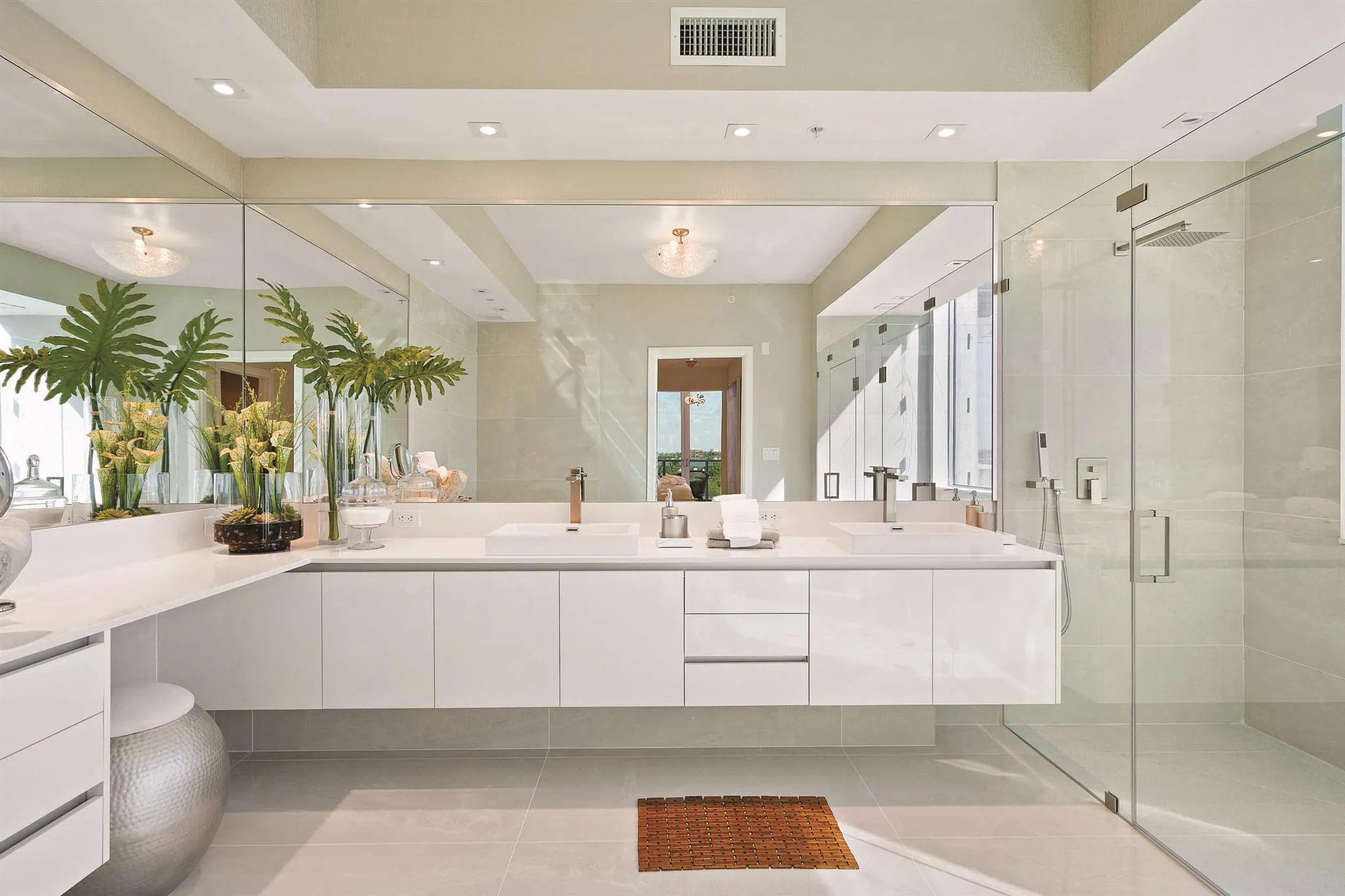 3100 N Ocean Drive, #P-605