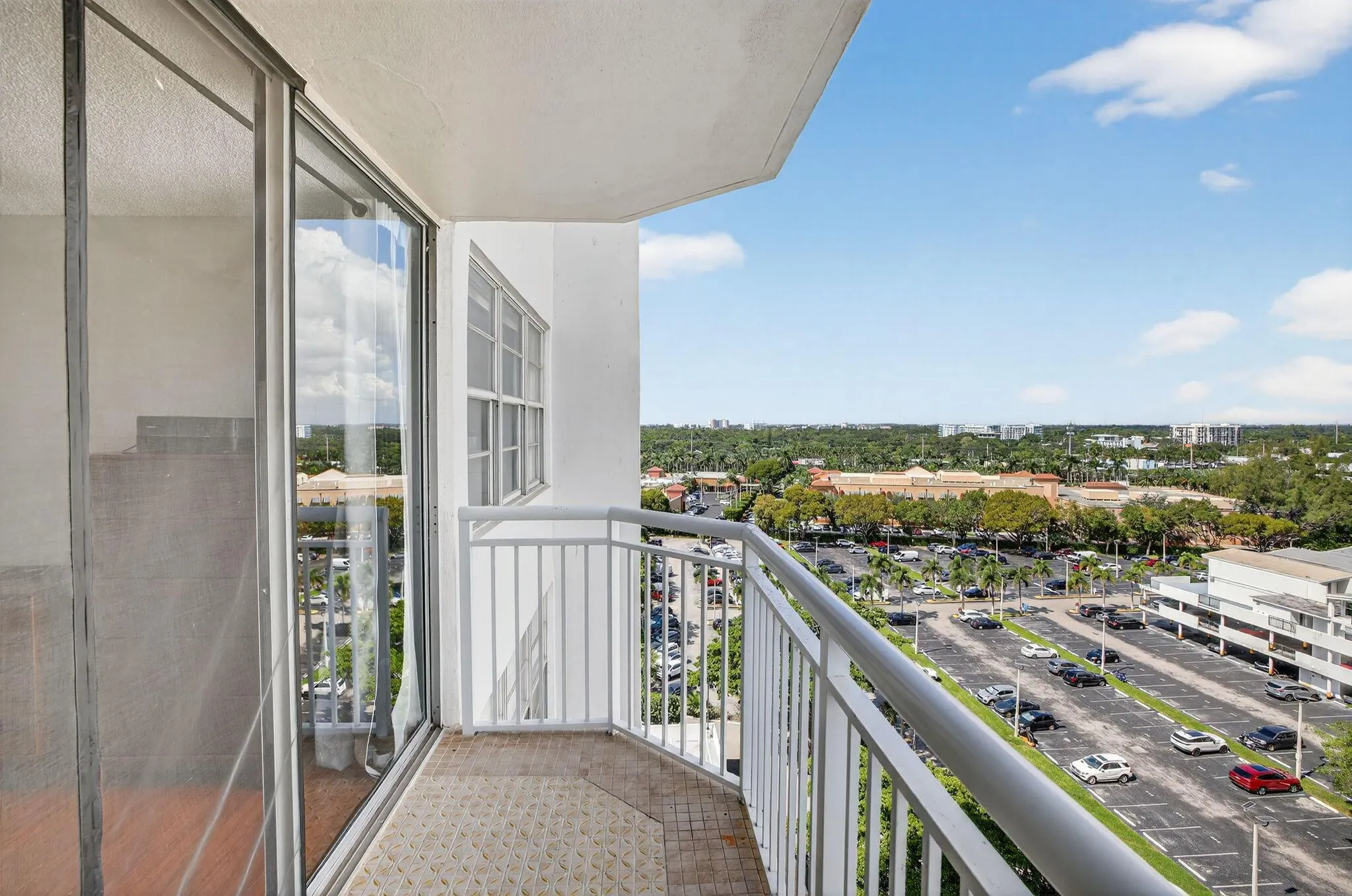 18051 Biscayne Boulevard, #1104