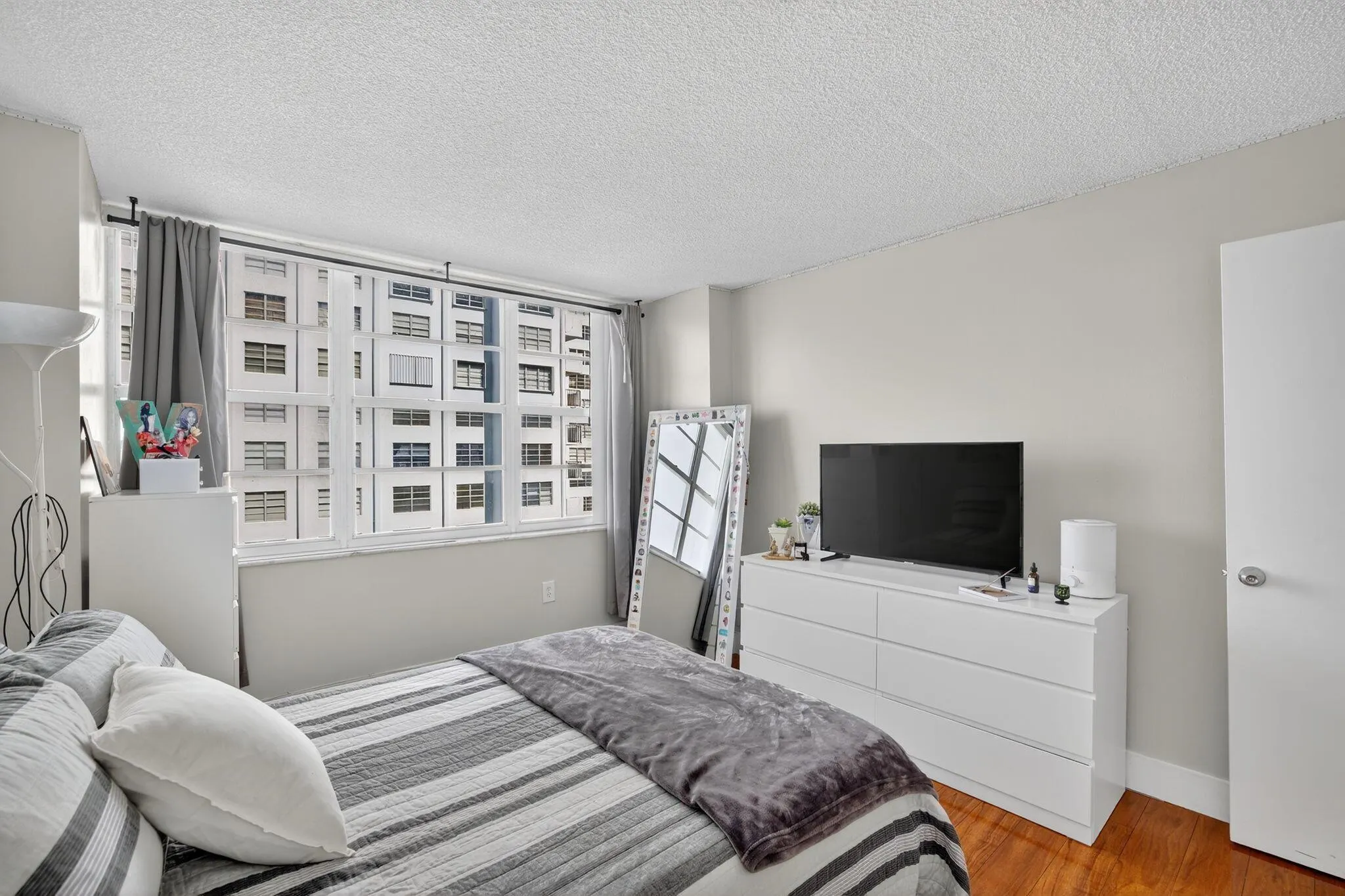 18051 Biscayne Boulevard, #1104