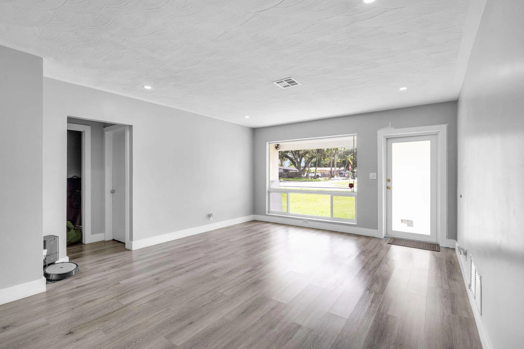 3301 SW 20th Court