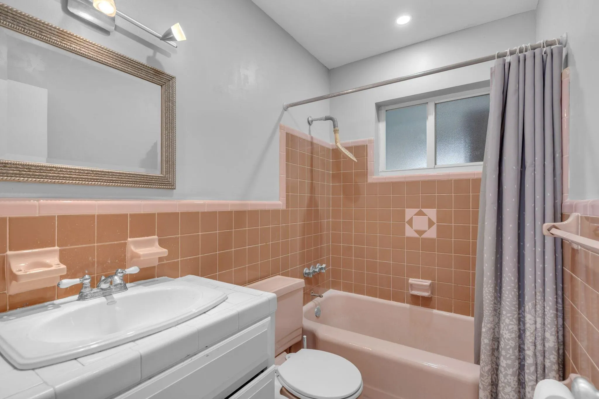 3301 SW 20th Court