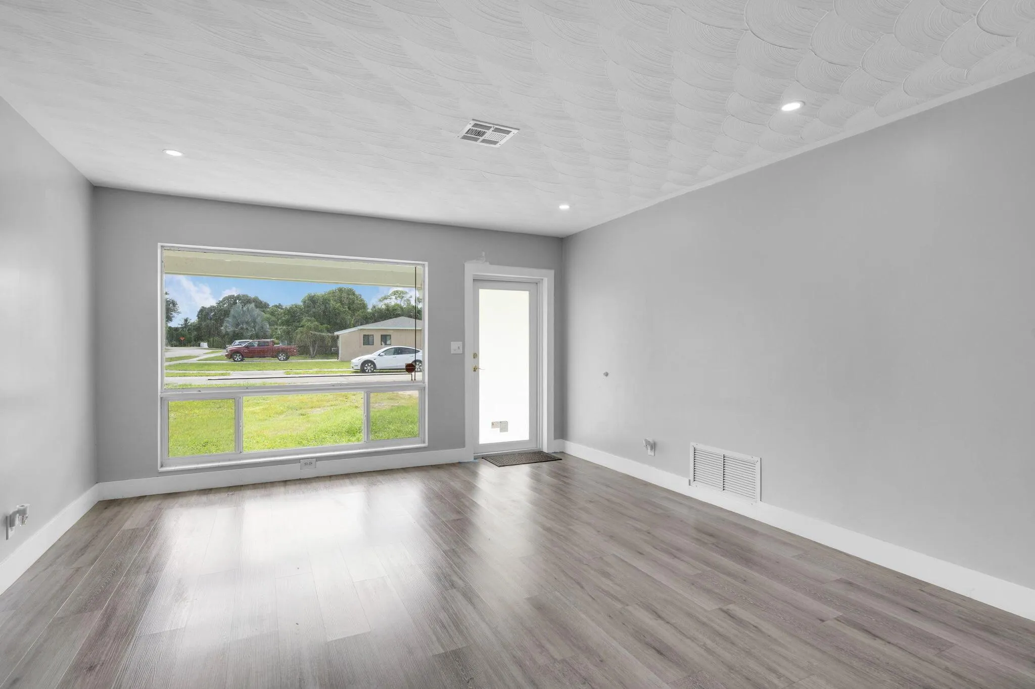 3301 SW 20th Court