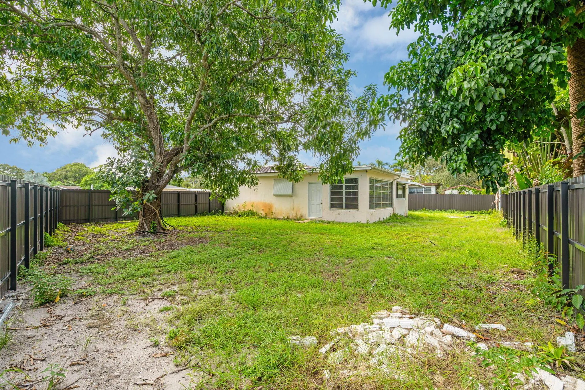 3301 SW 20th Court
