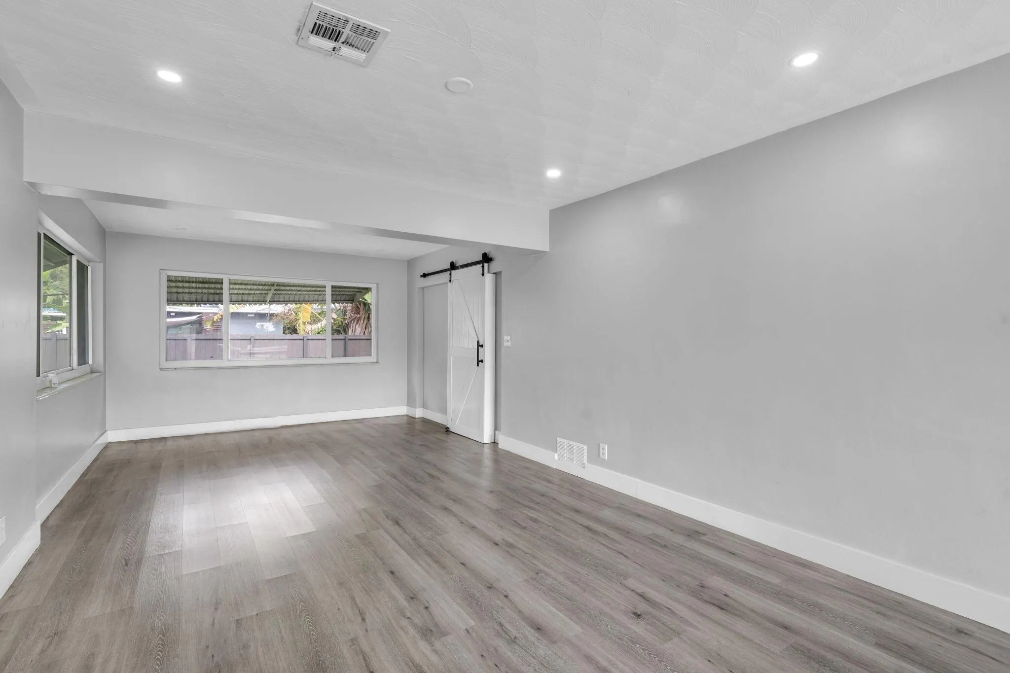 3301 SW 20th Court