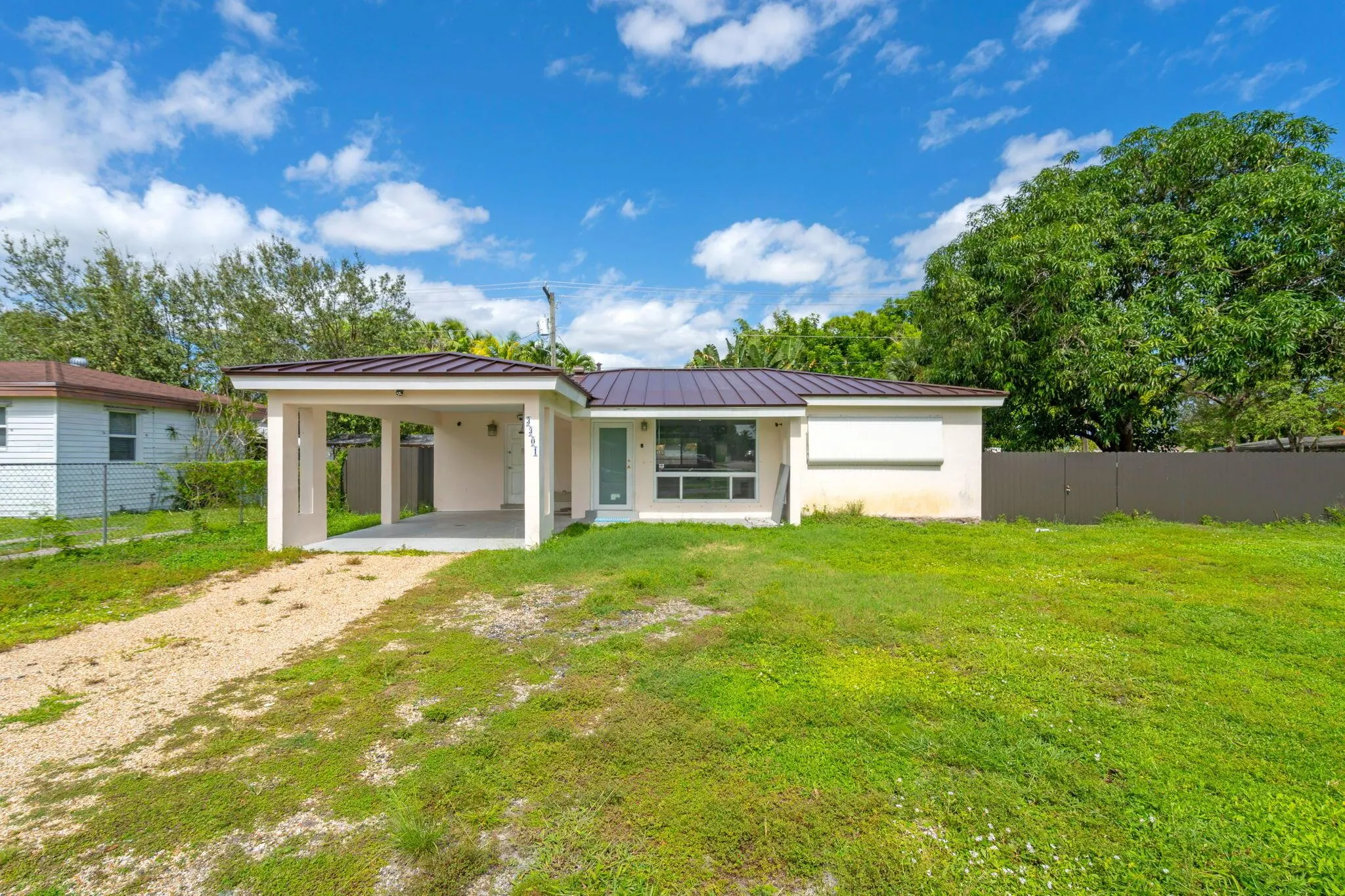 3301 SW 20th Court