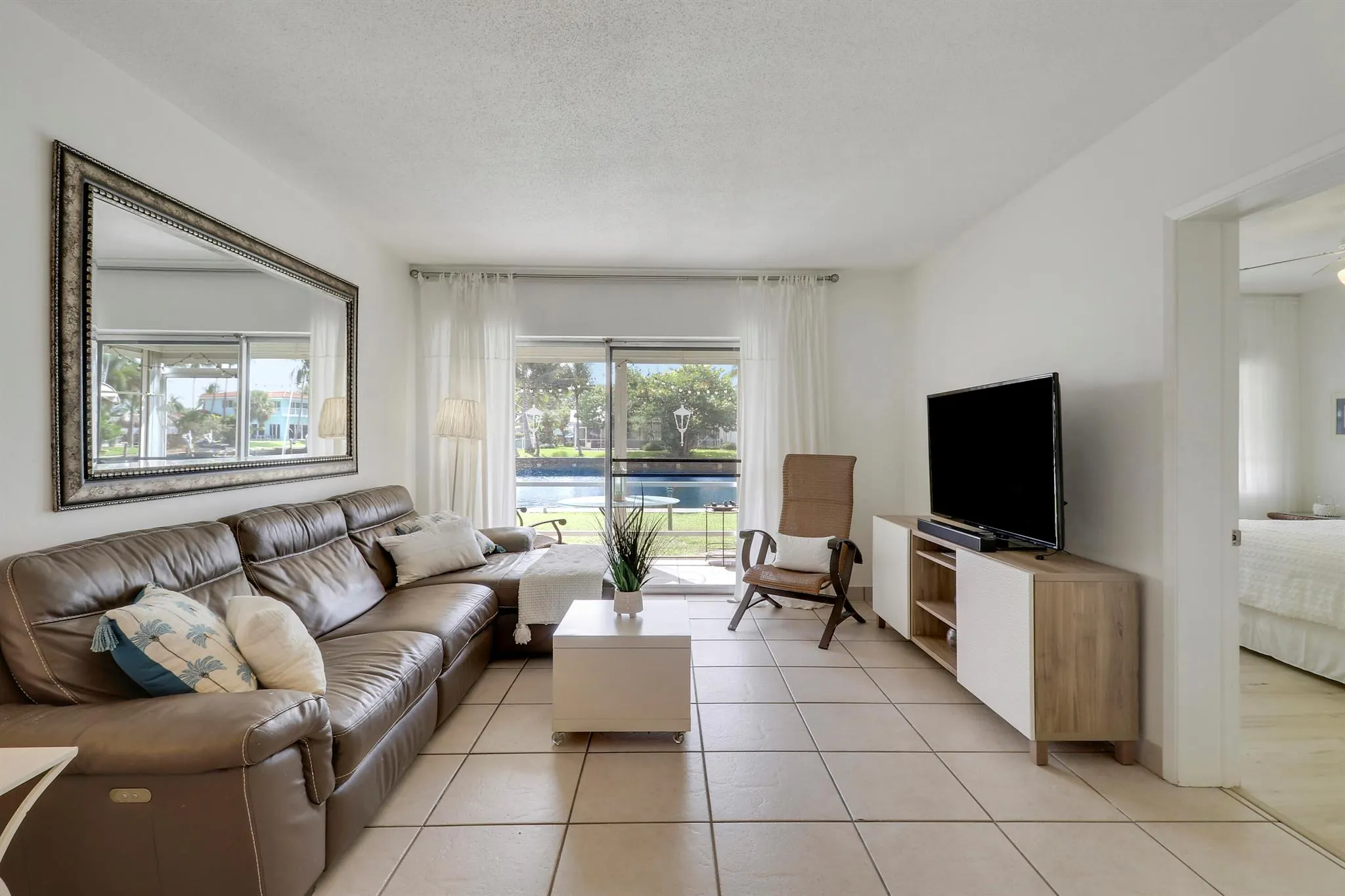 298 SE 6th Avenue, #6