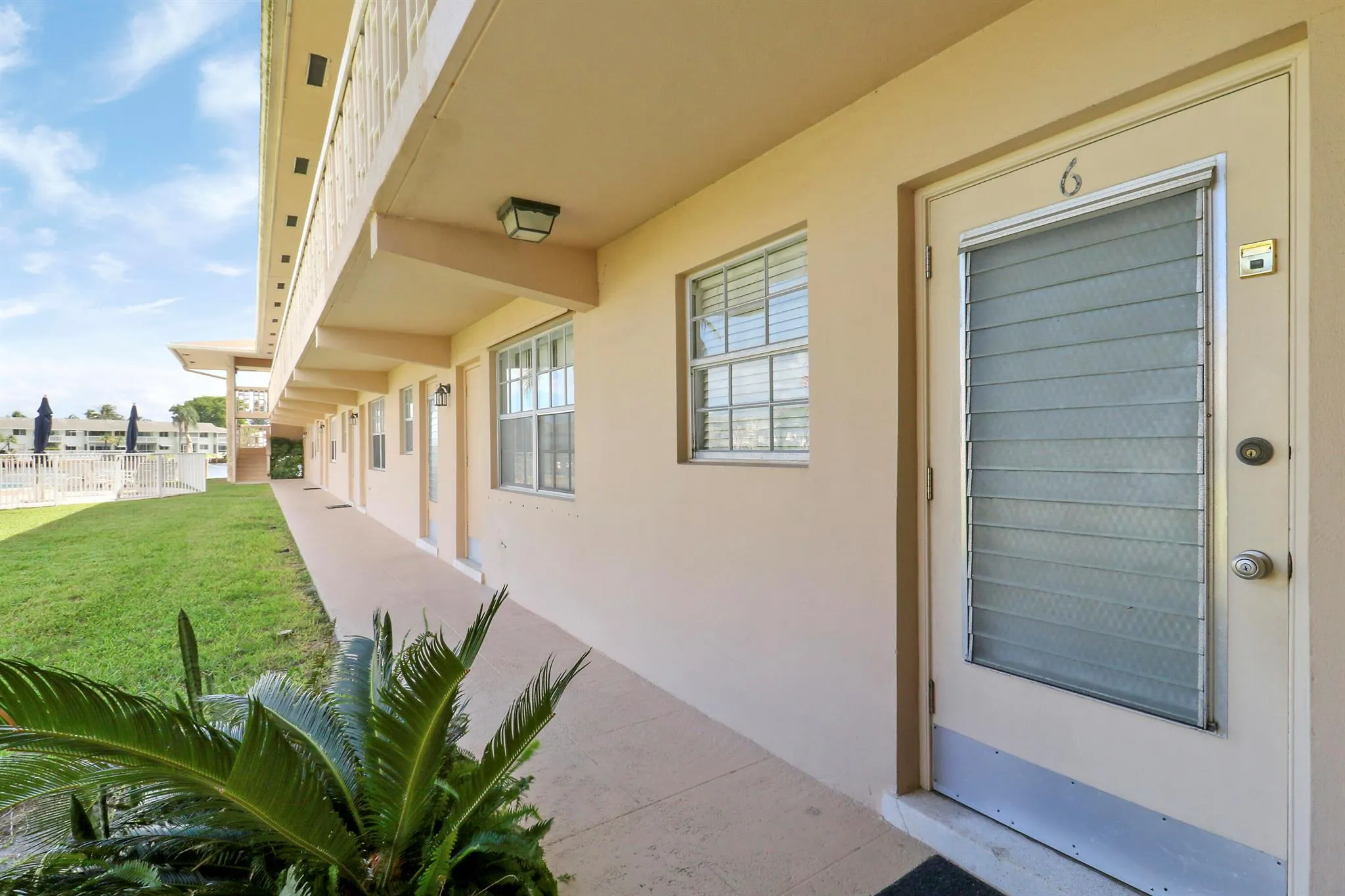 298 SE 6th Avenue, #6