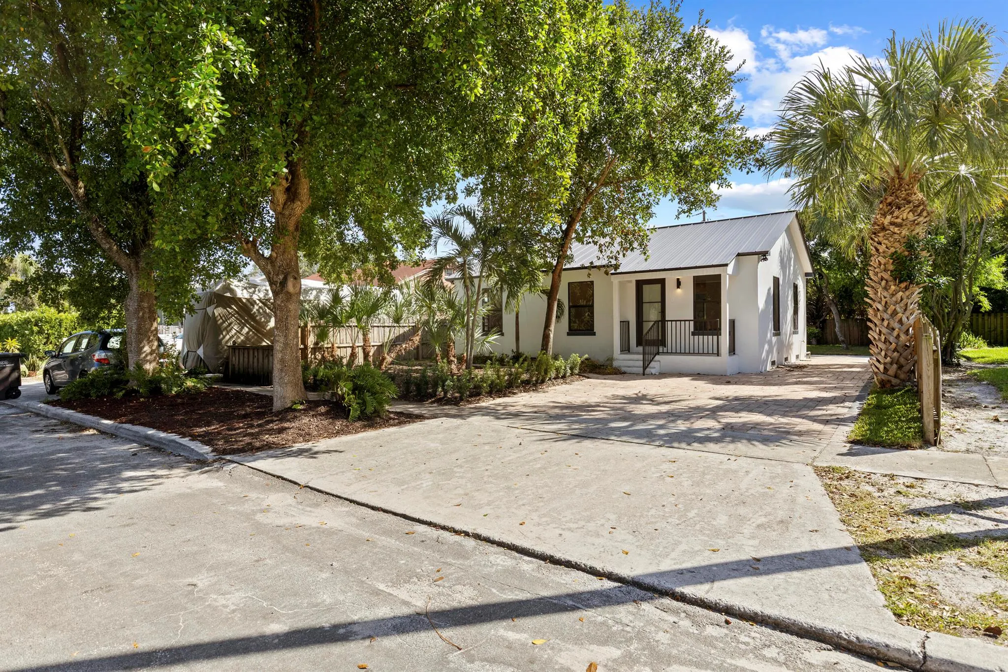 830 Franklin Road