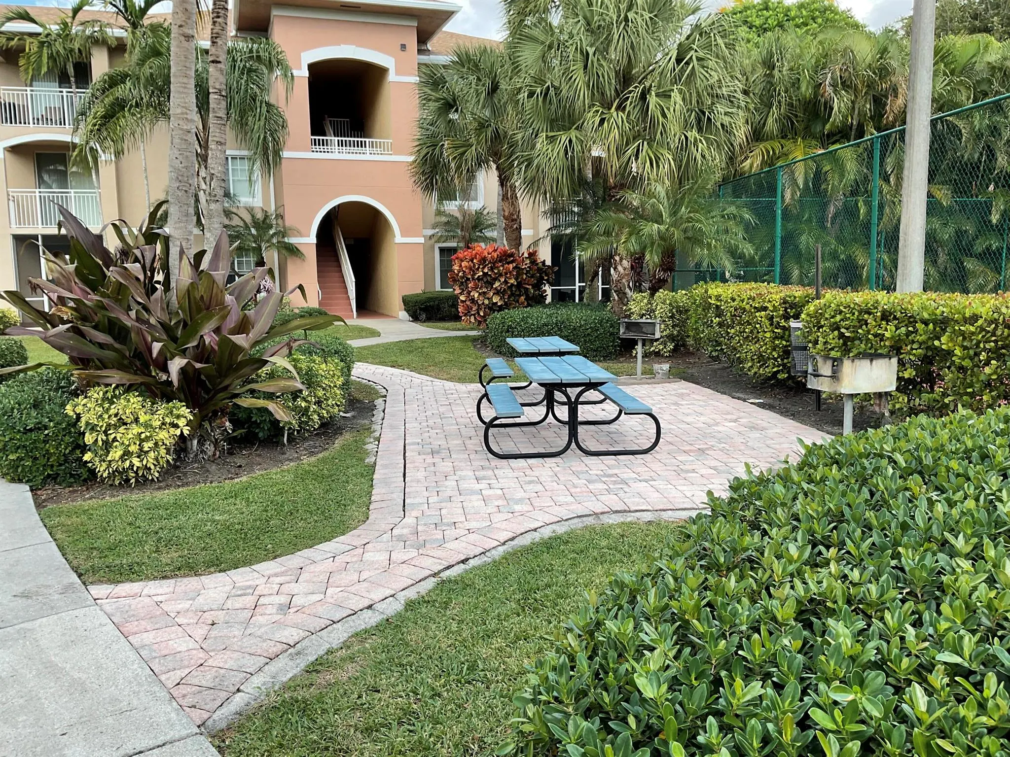 6370 Emerald Dunes Drive, #103