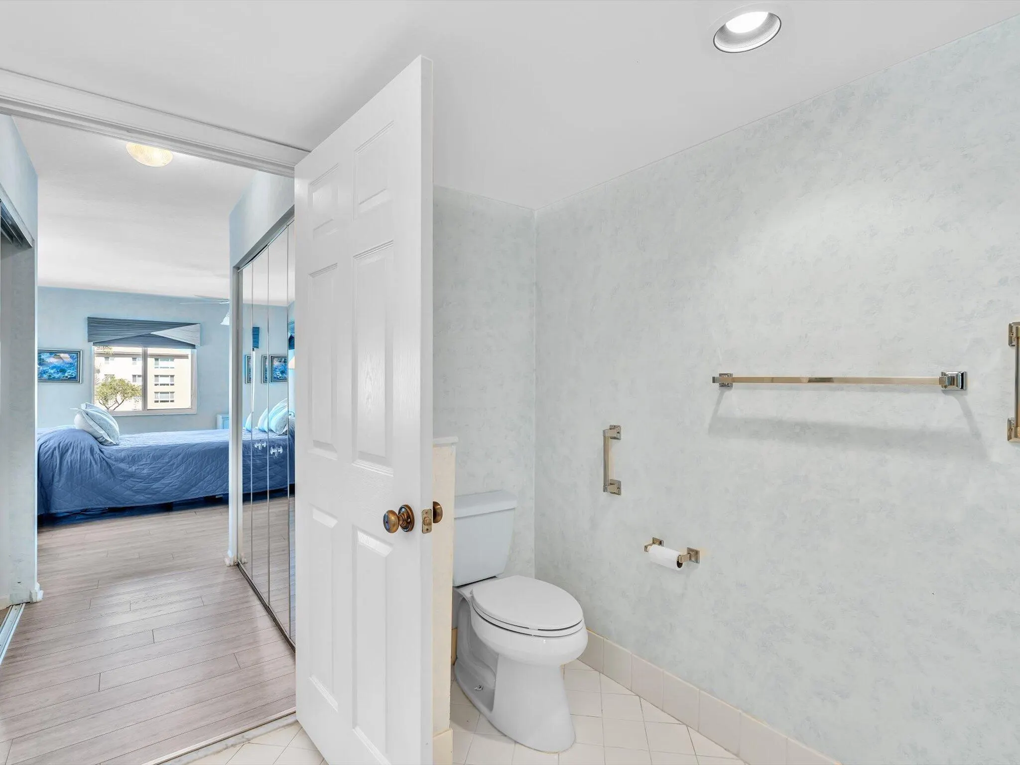 12565 Imperial Isle Drive, #301