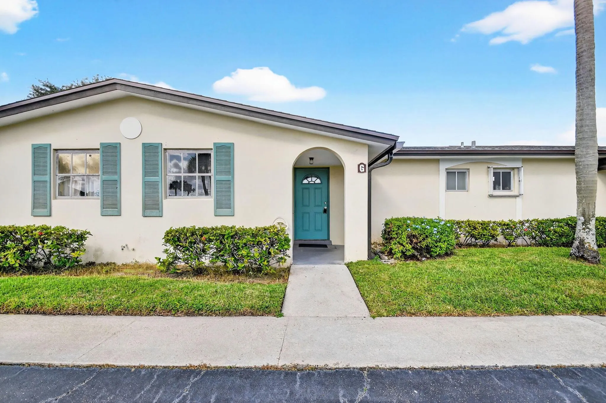 2965 Ashley Drive W, #G