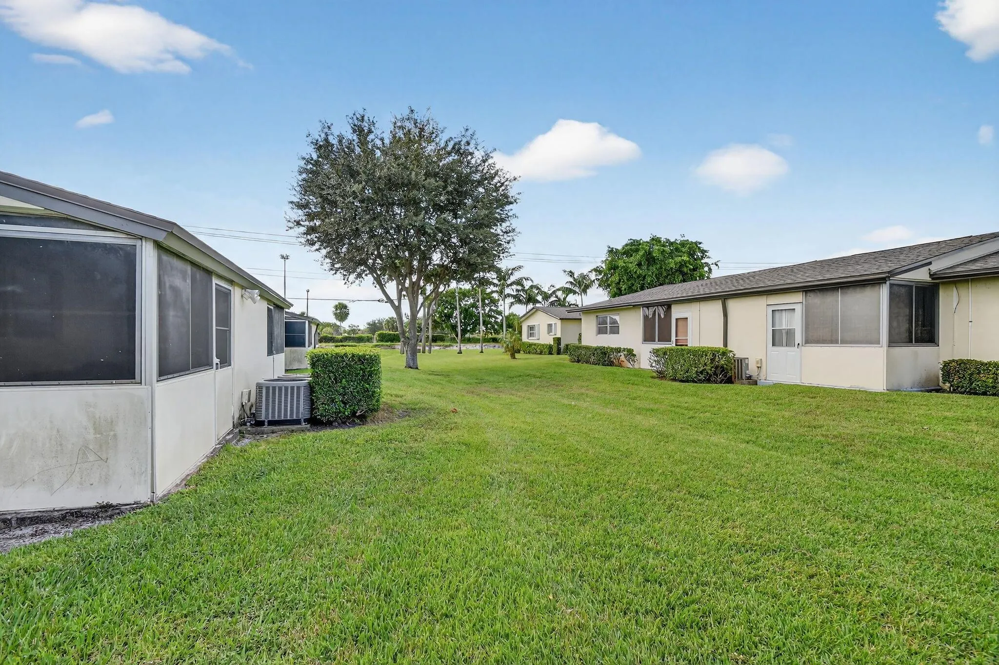 2965 Ashley Drive W, #G