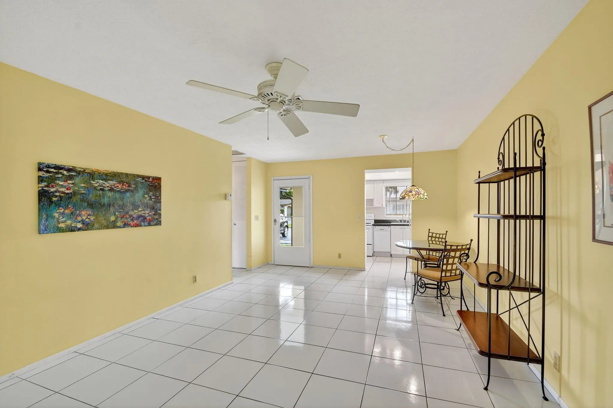 2965 Ashley Drive W, #G