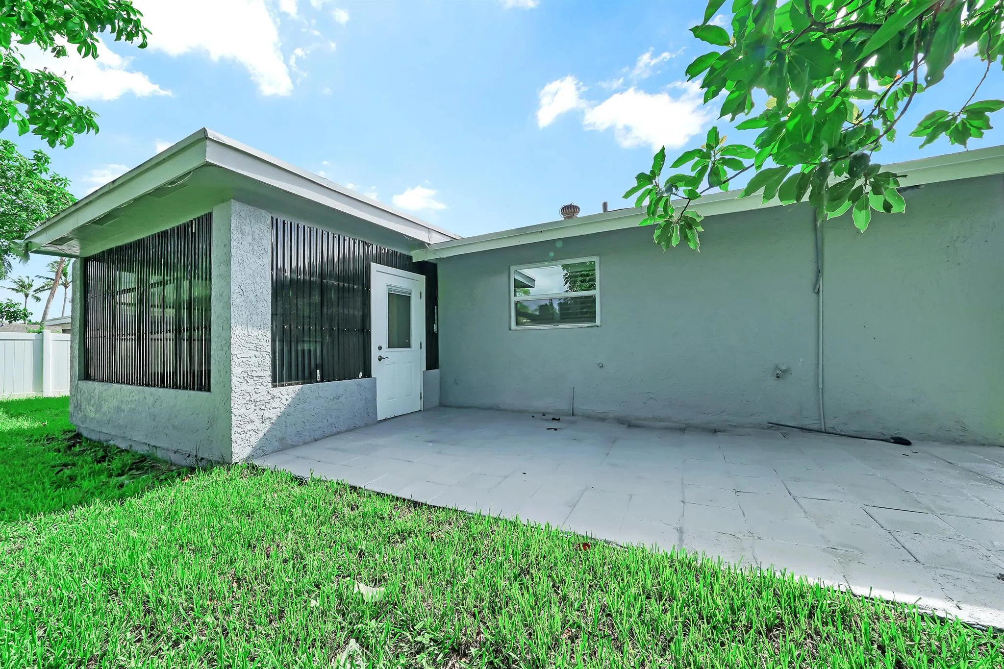 724 Avenue Chaumont