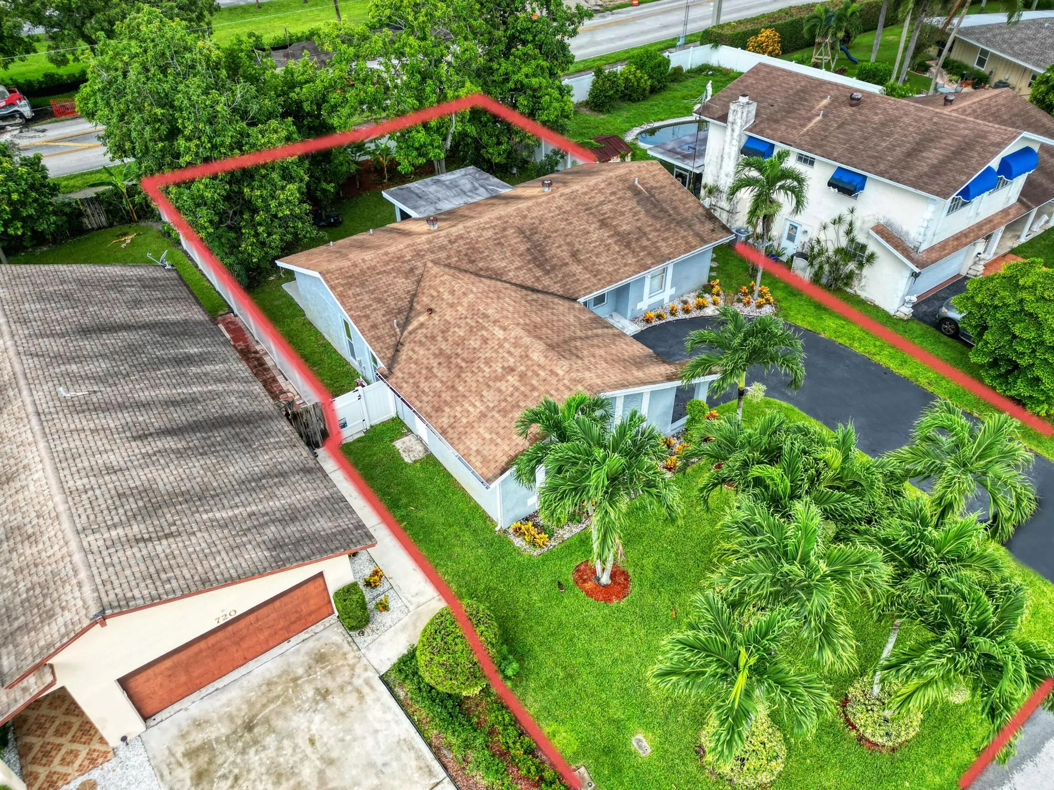 724 Avenue Chaumont