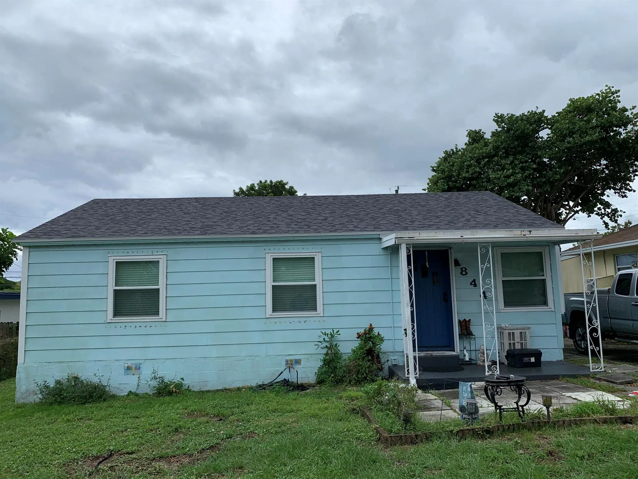 844 Bradley Street