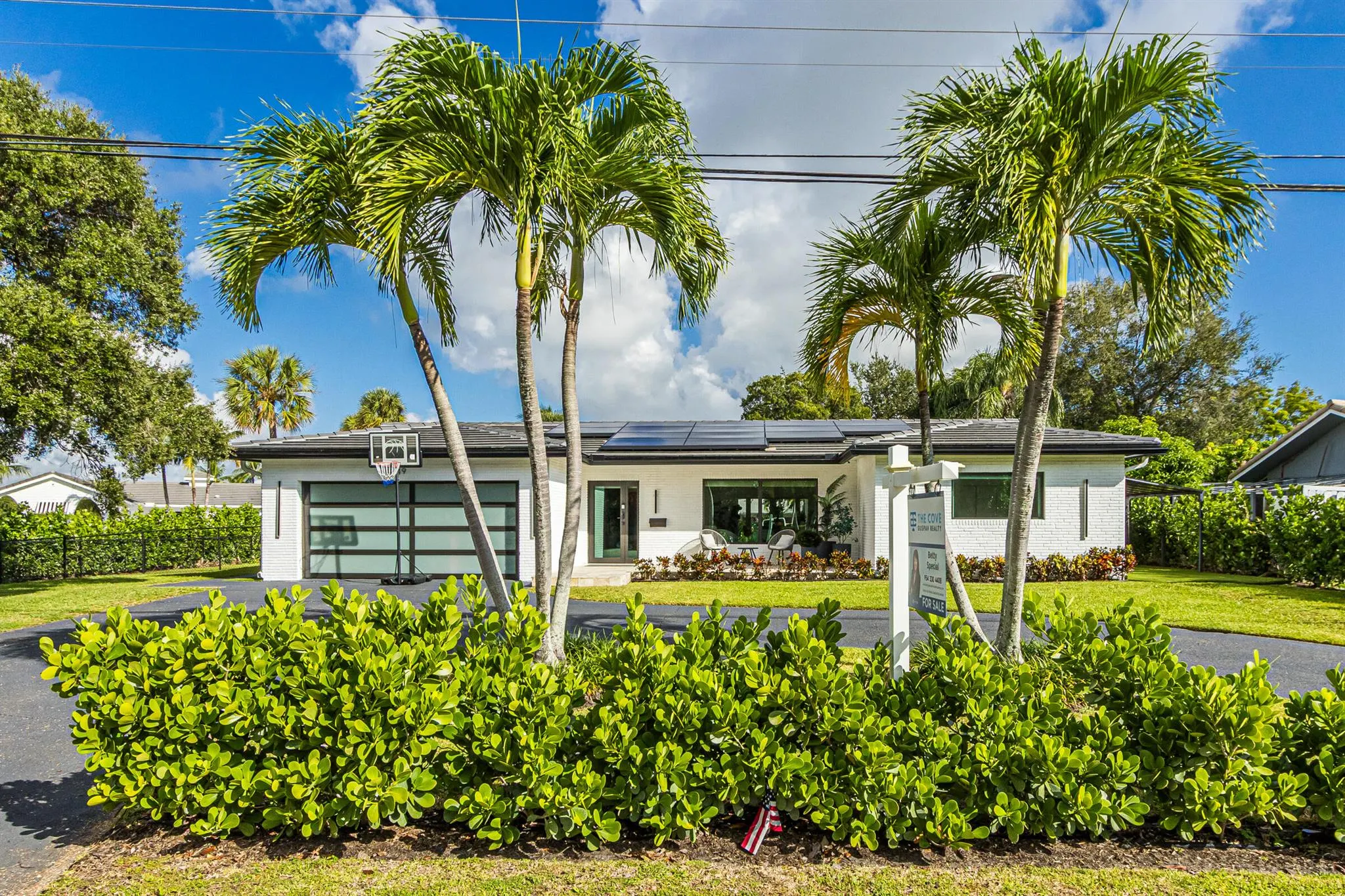 1049 W Palmetto Park Road S