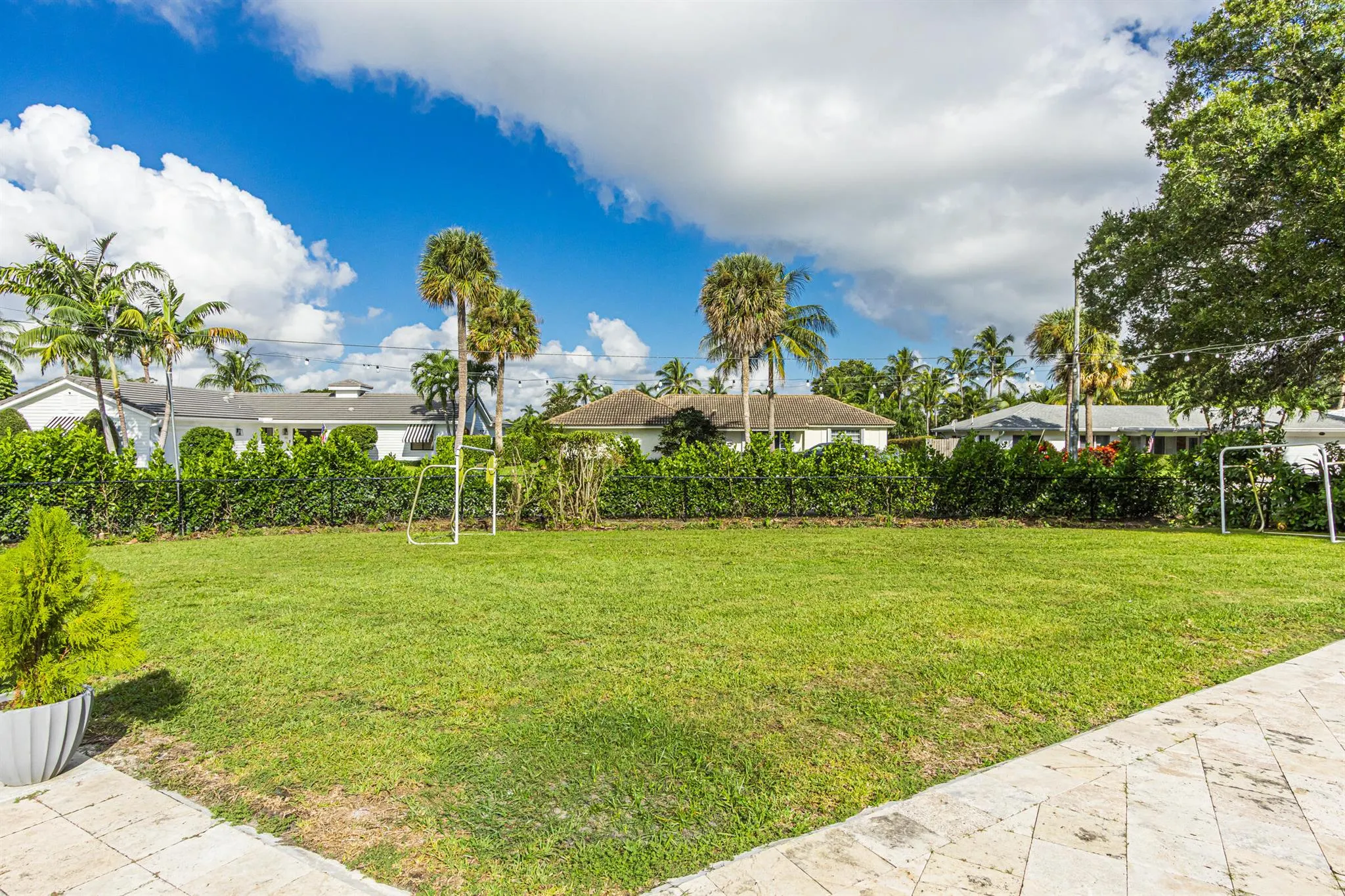 1049 W Palmetto Park Road S