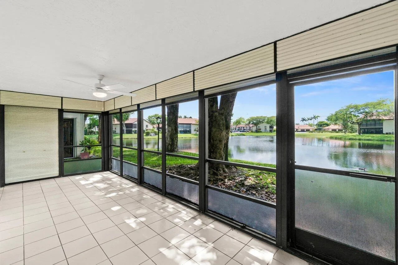 10679 Ocean Palm Way, #101