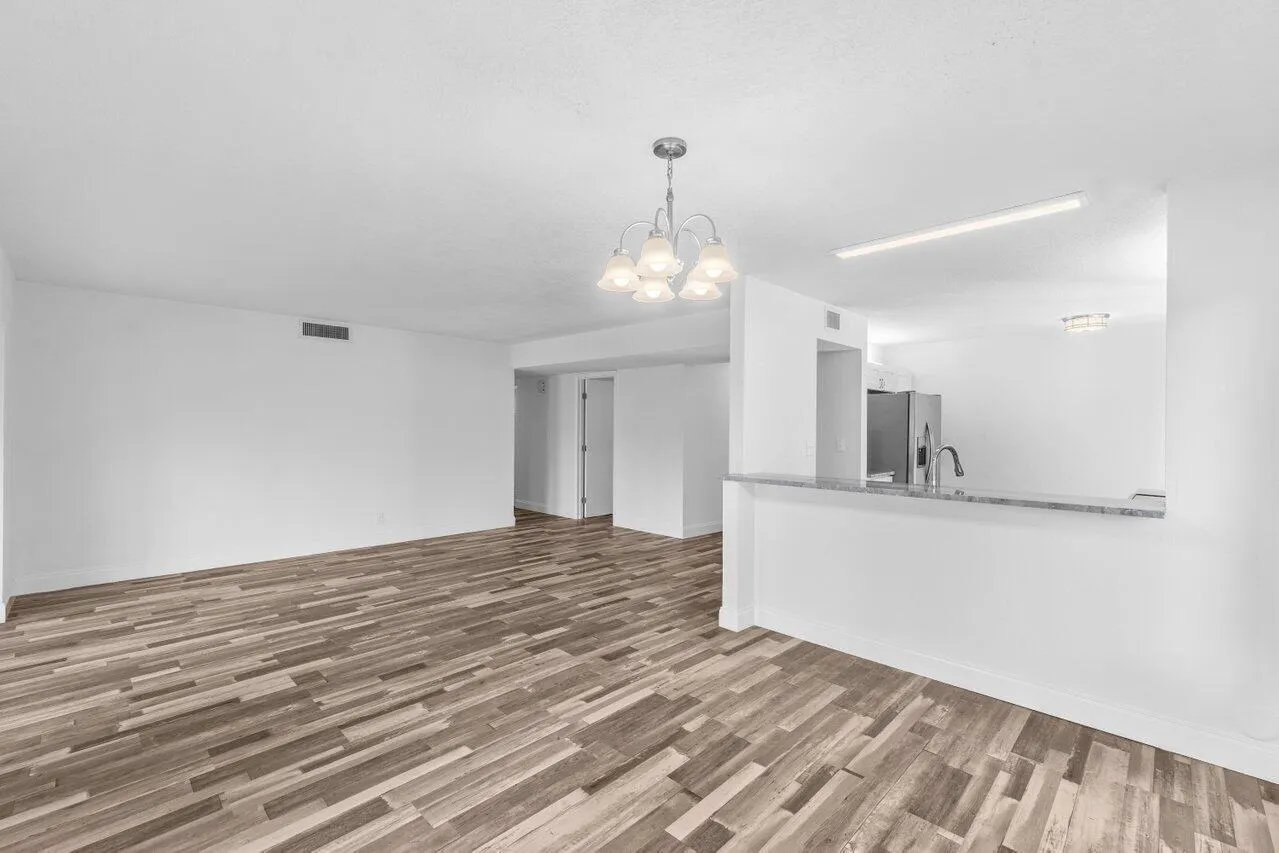 10679 Ocean Palm Way, #101