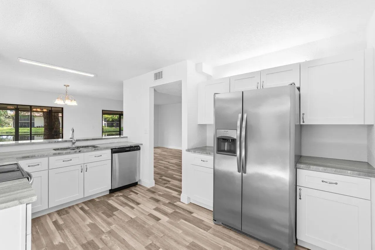 10679 Ocean Palm Way, #101