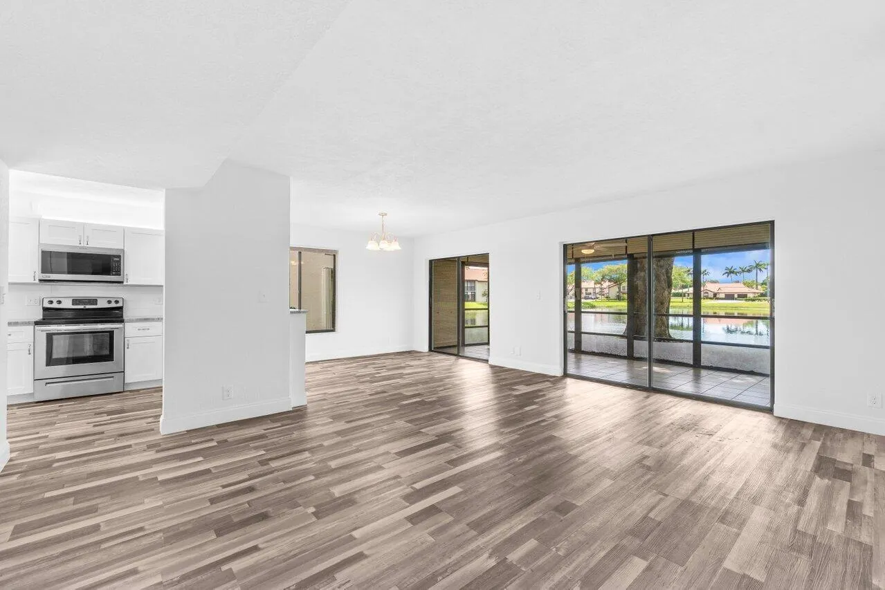 10679 Ocean Palm Way, #101